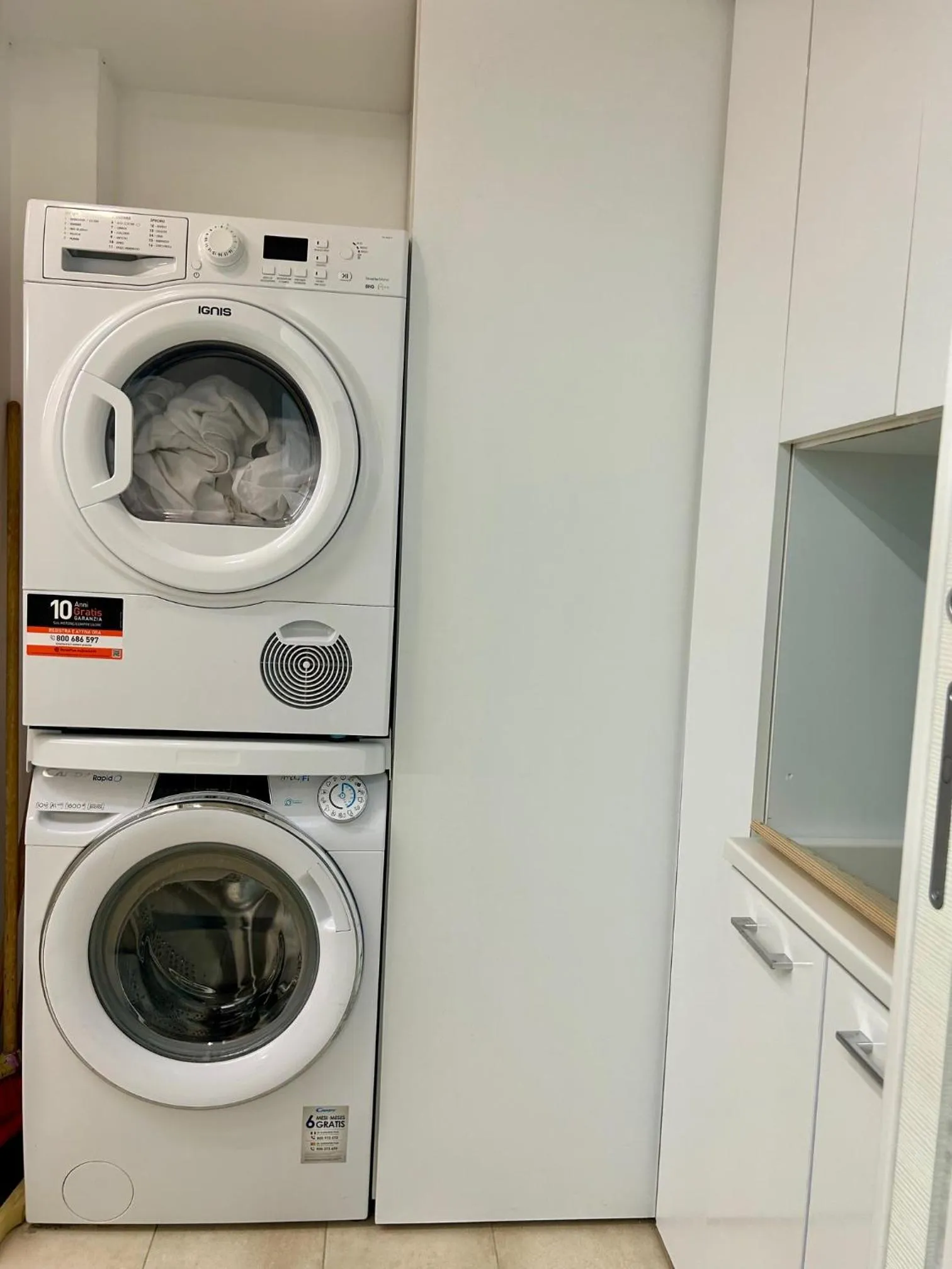 THE PALACE B&B and Apartments