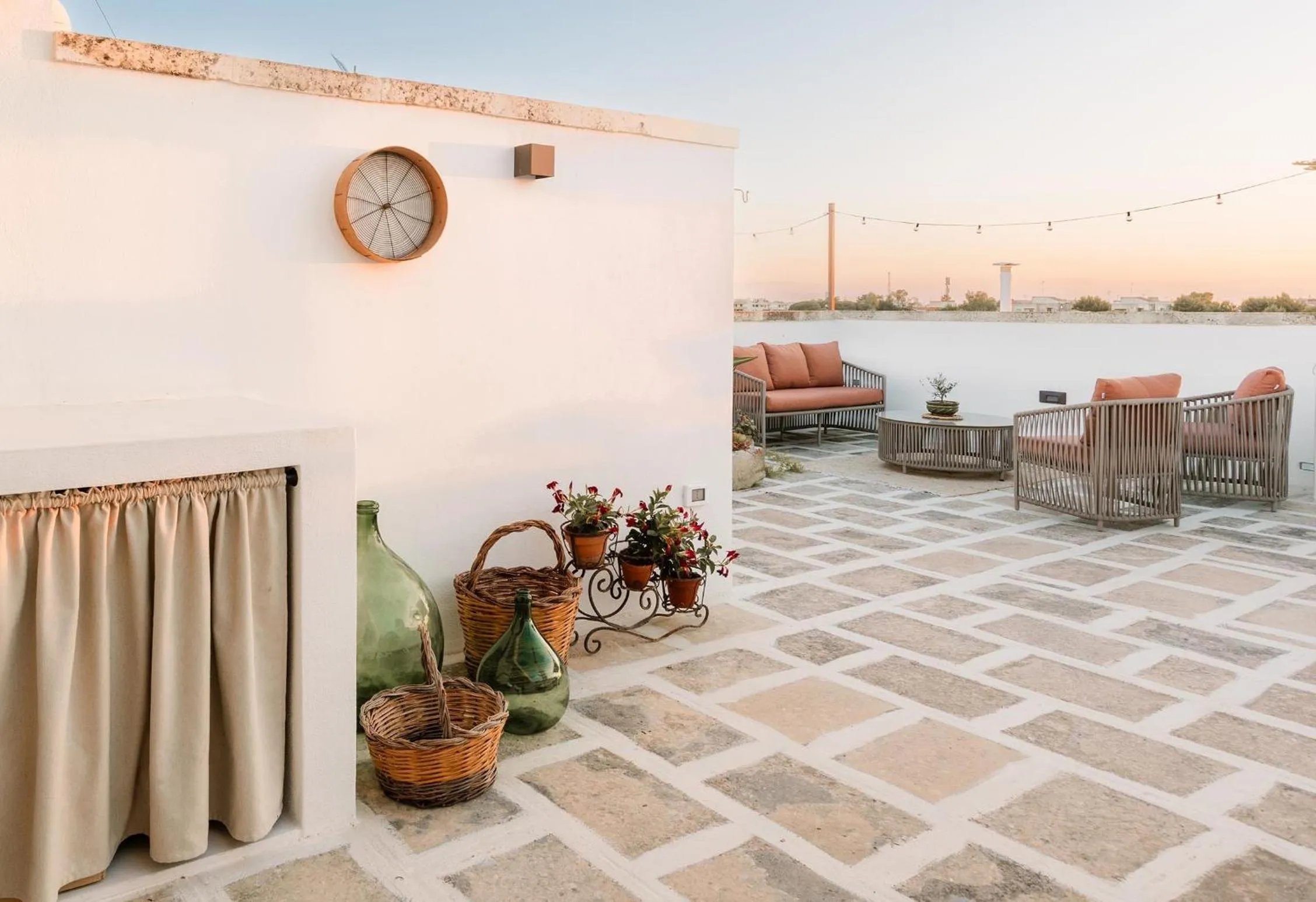 Balcony/Terrace in DimoraLeTreMuse Guesthouse