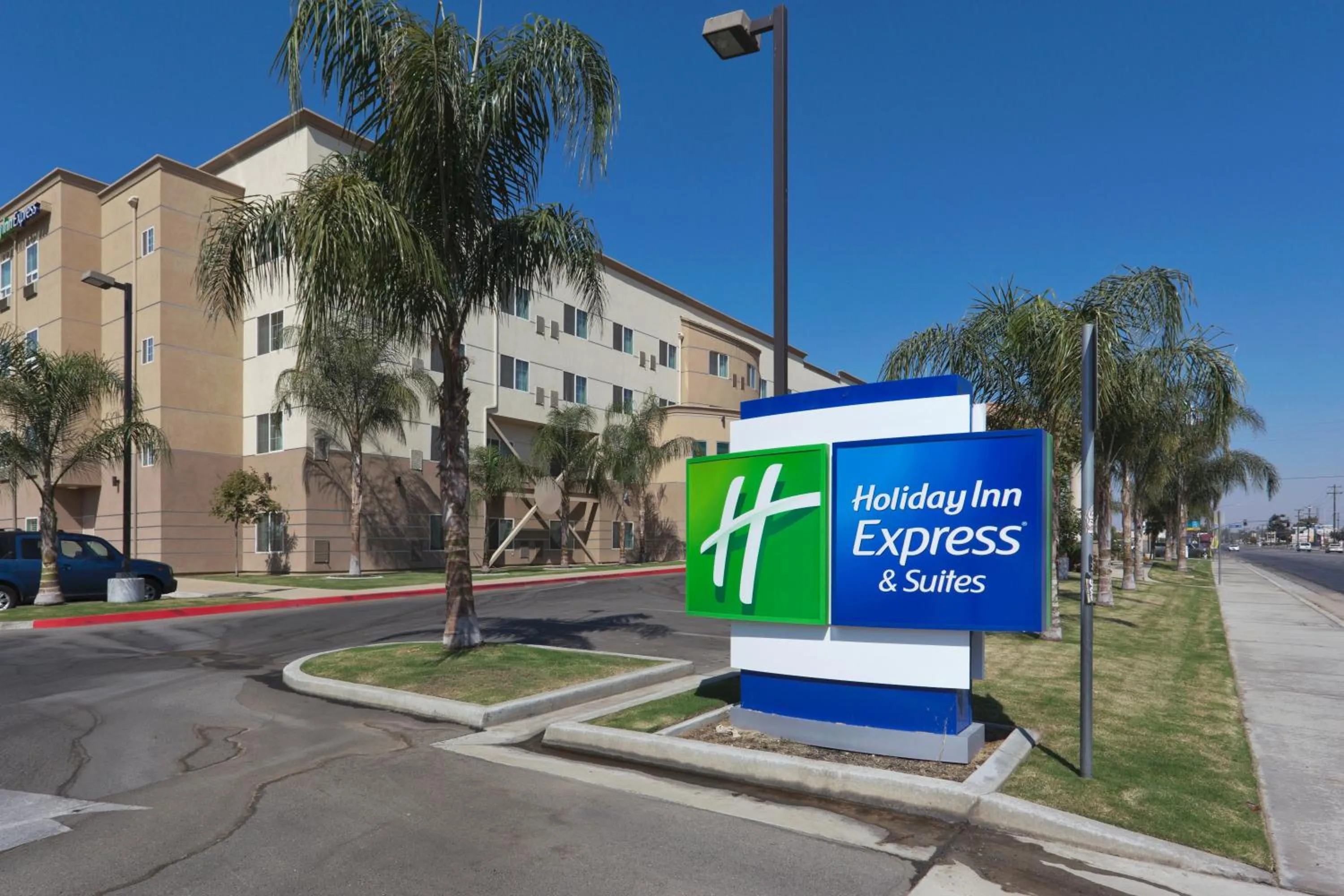 Property building in Holiday Inn Express & Suites Bakersfield Central, an IHG Hotel