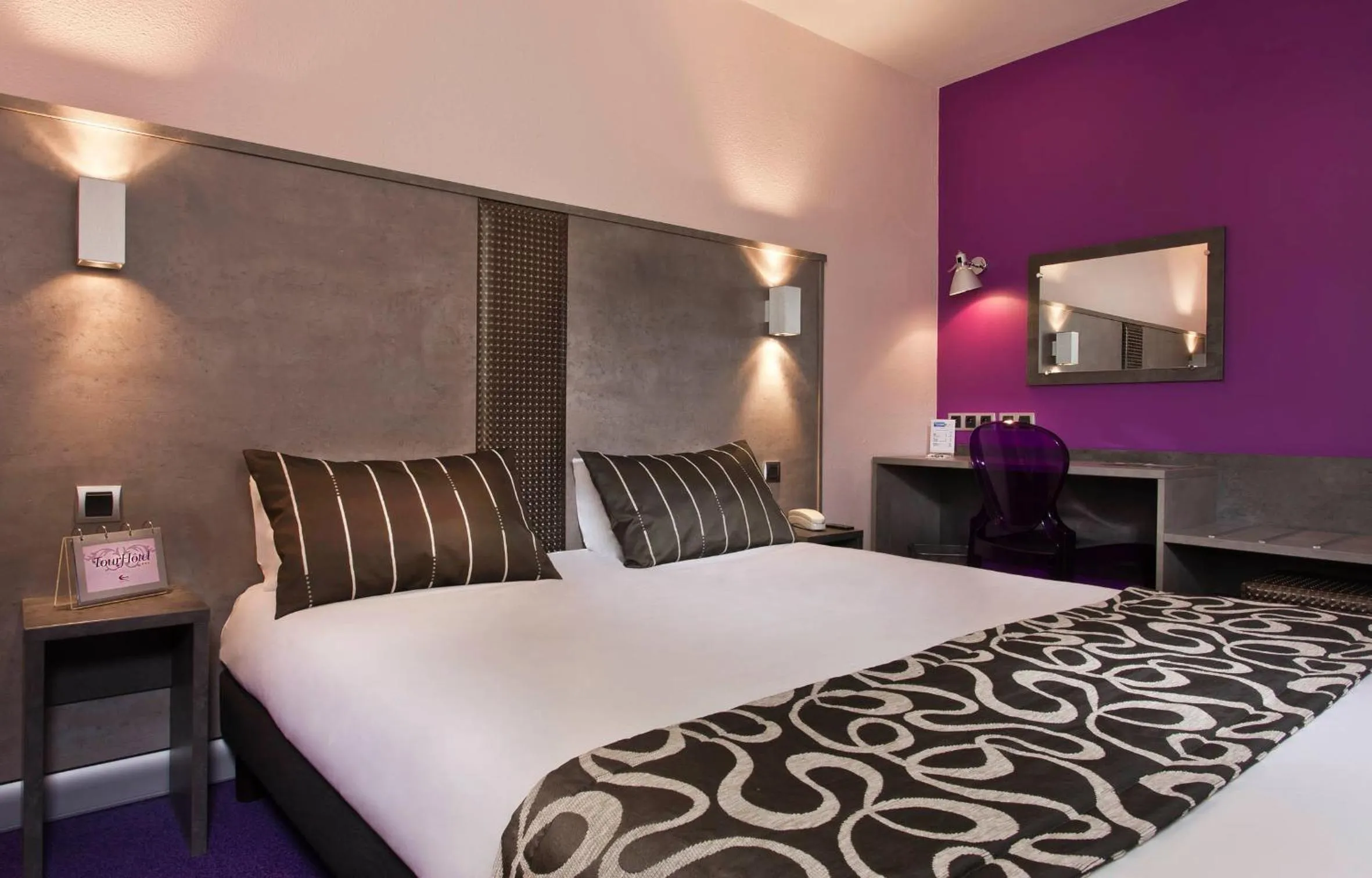 Bedroom, Bed in Tourhotel Blois