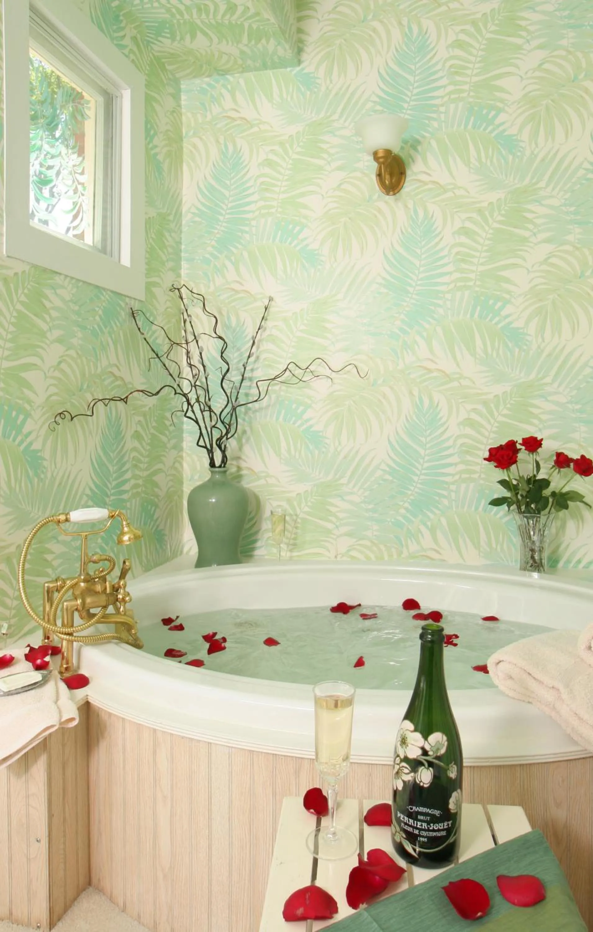 Decorative detail in Spencer Hotel & Spa Chautauqua