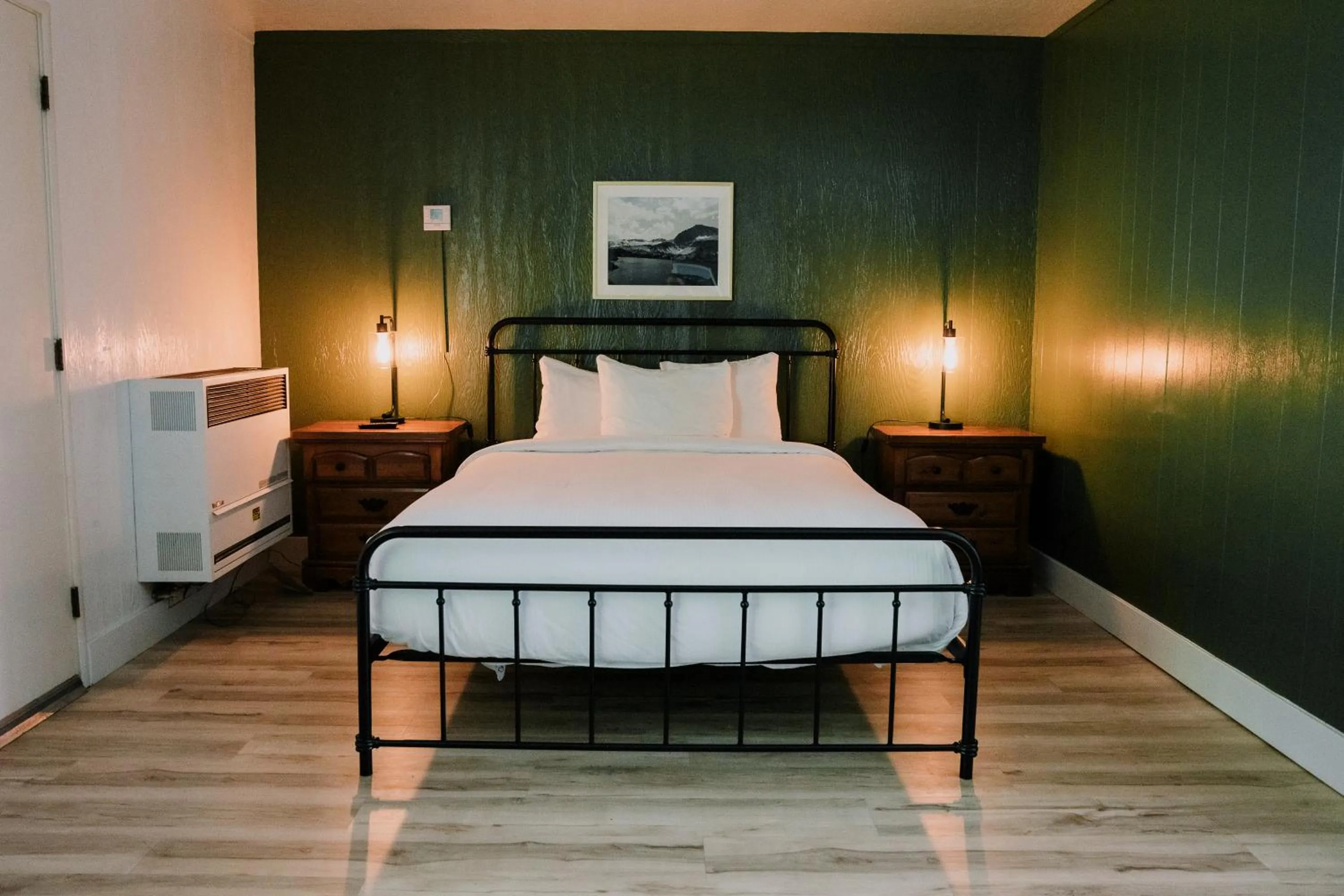 Bed in The Long Barn Lodge