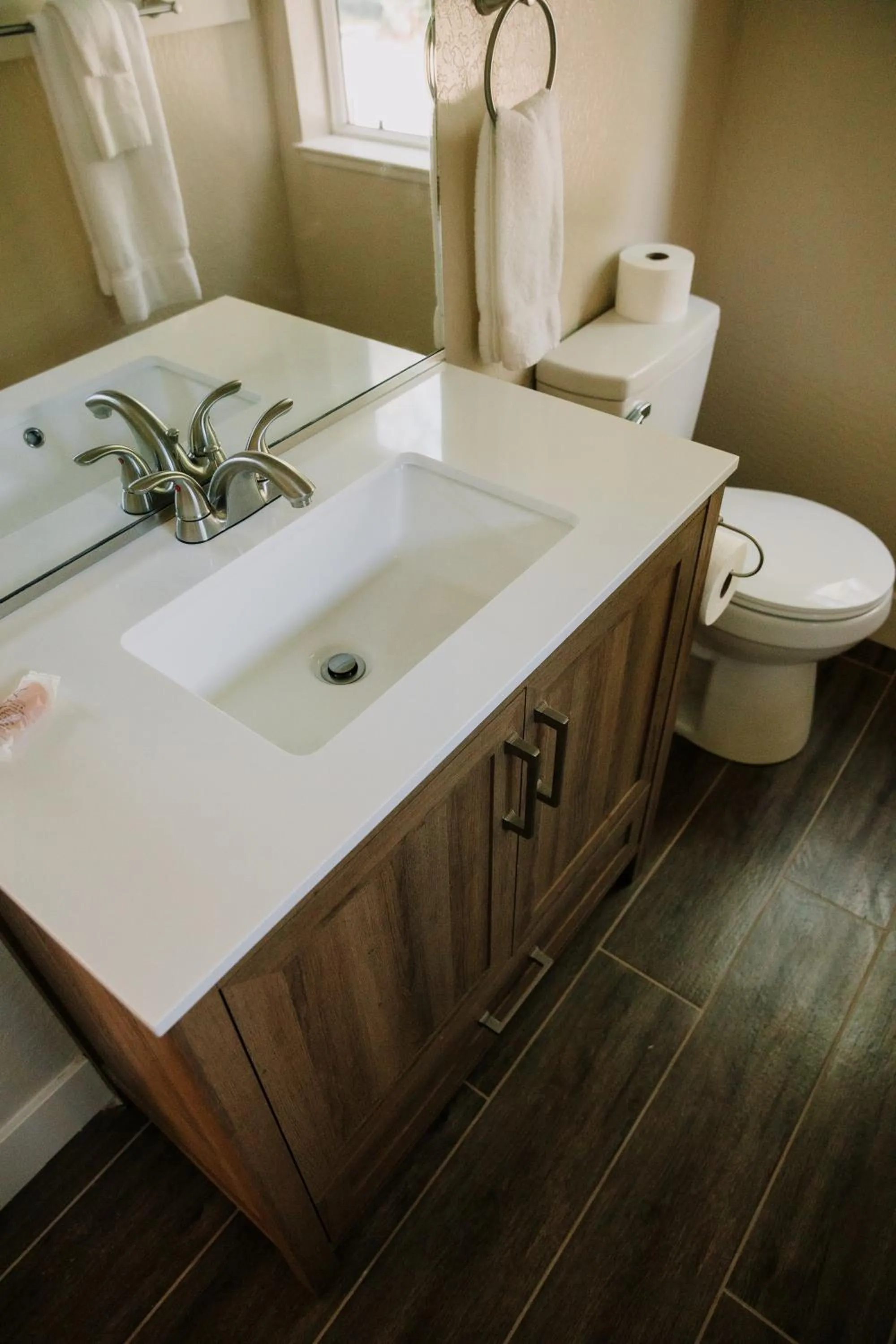 Bathroom in The Long Barn Lodge
