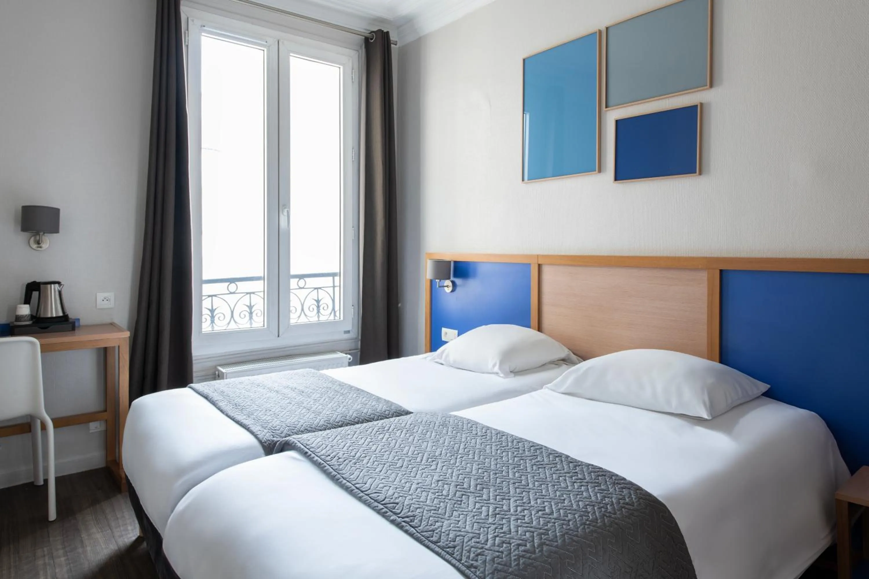 Bedroom, Bed in Est Hotel