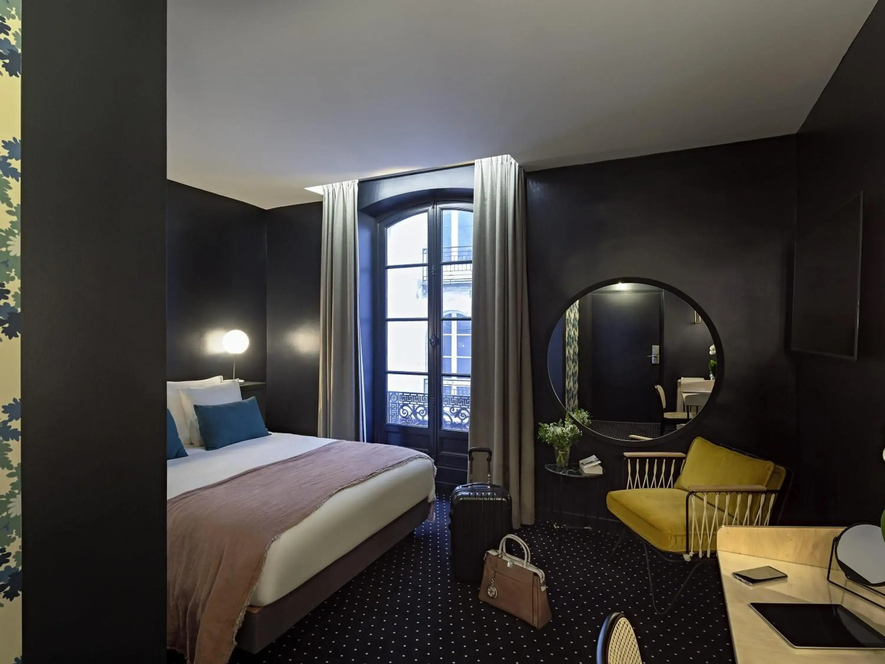 Standard Double Room in Mercure Nantes Centre Passage Pommeraye Standard Double Room in Mercure Nantes Centre Passage Pommeraye