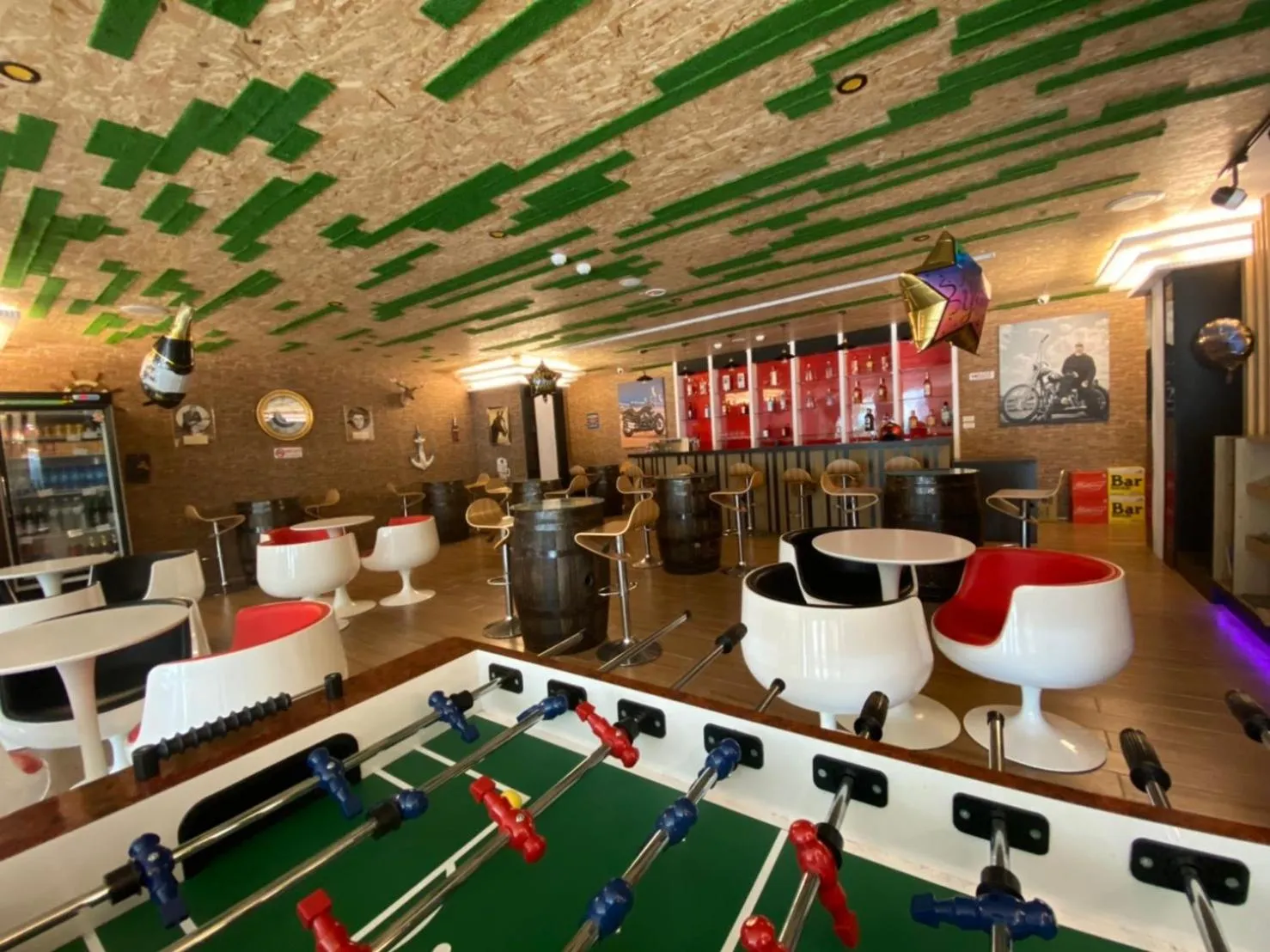 Restaurant/places to eat in Seeing Inn