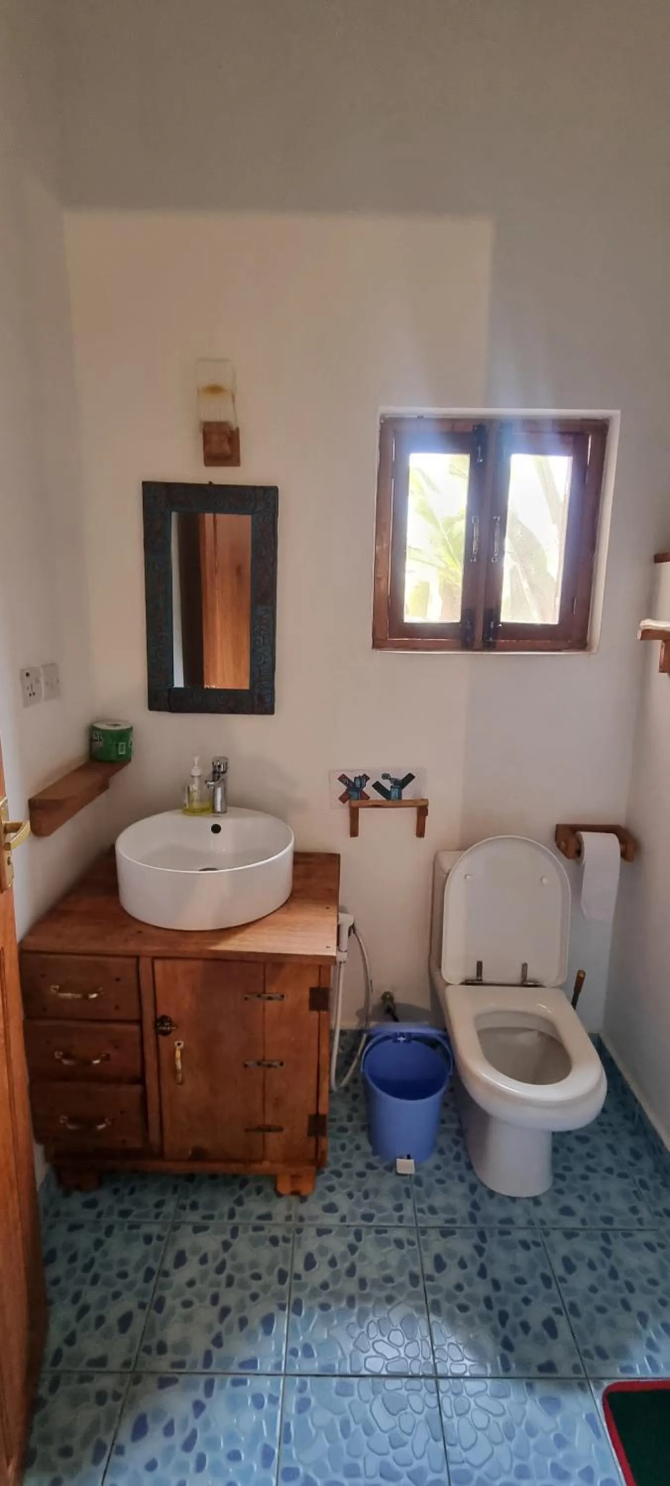 Shower in Salama & Mbuyuni Bungalows