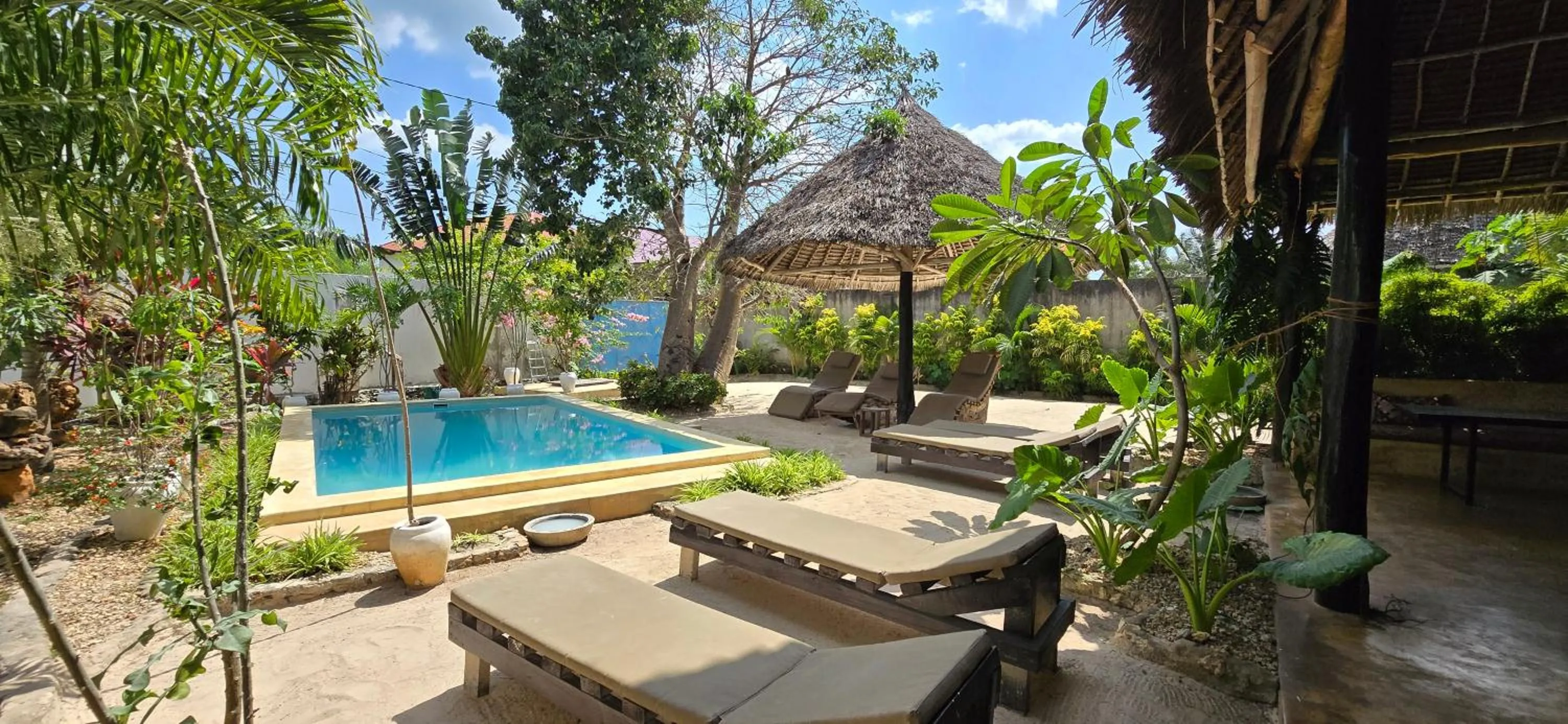 Garden in Salama & Mbuyuni Bungalows