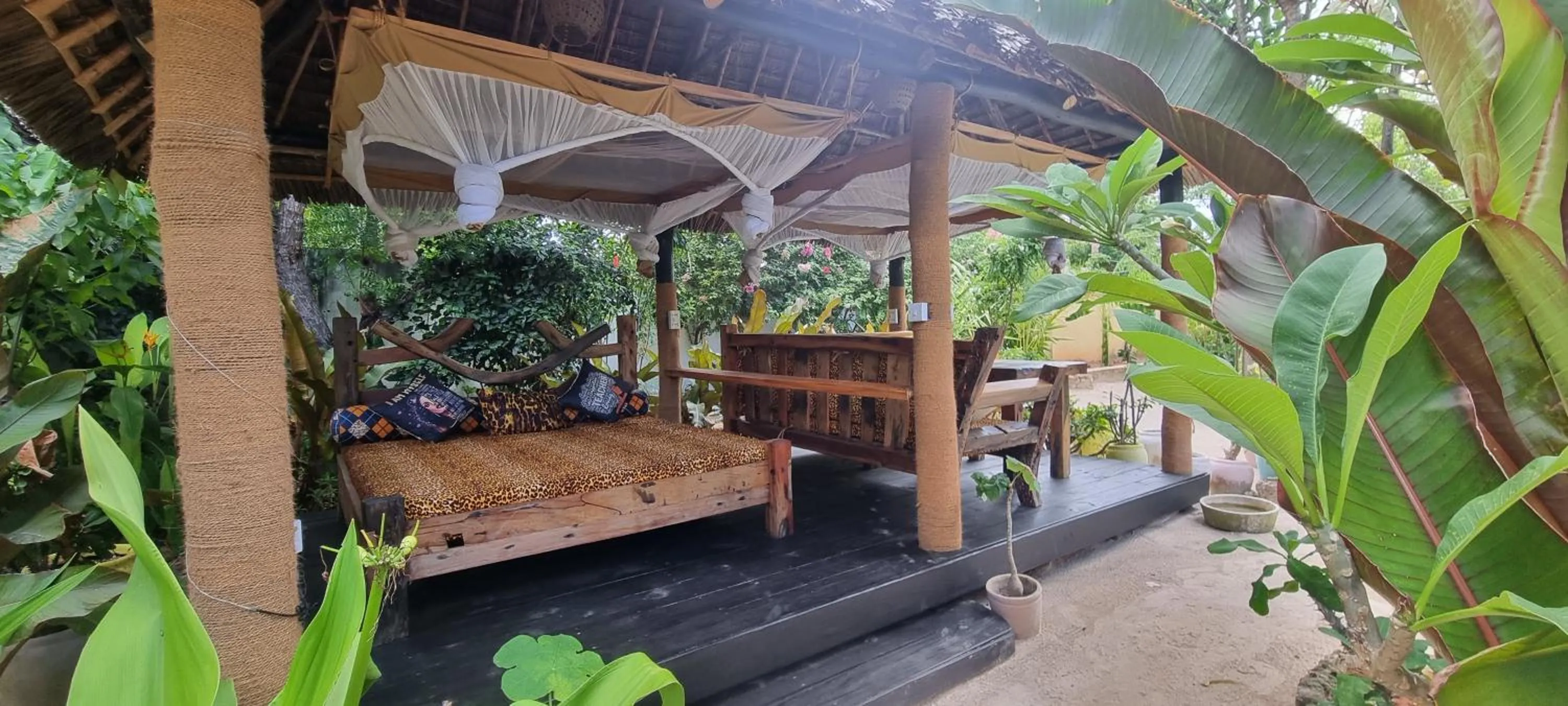 Garden in Salama & Mbuyuni Bungalows