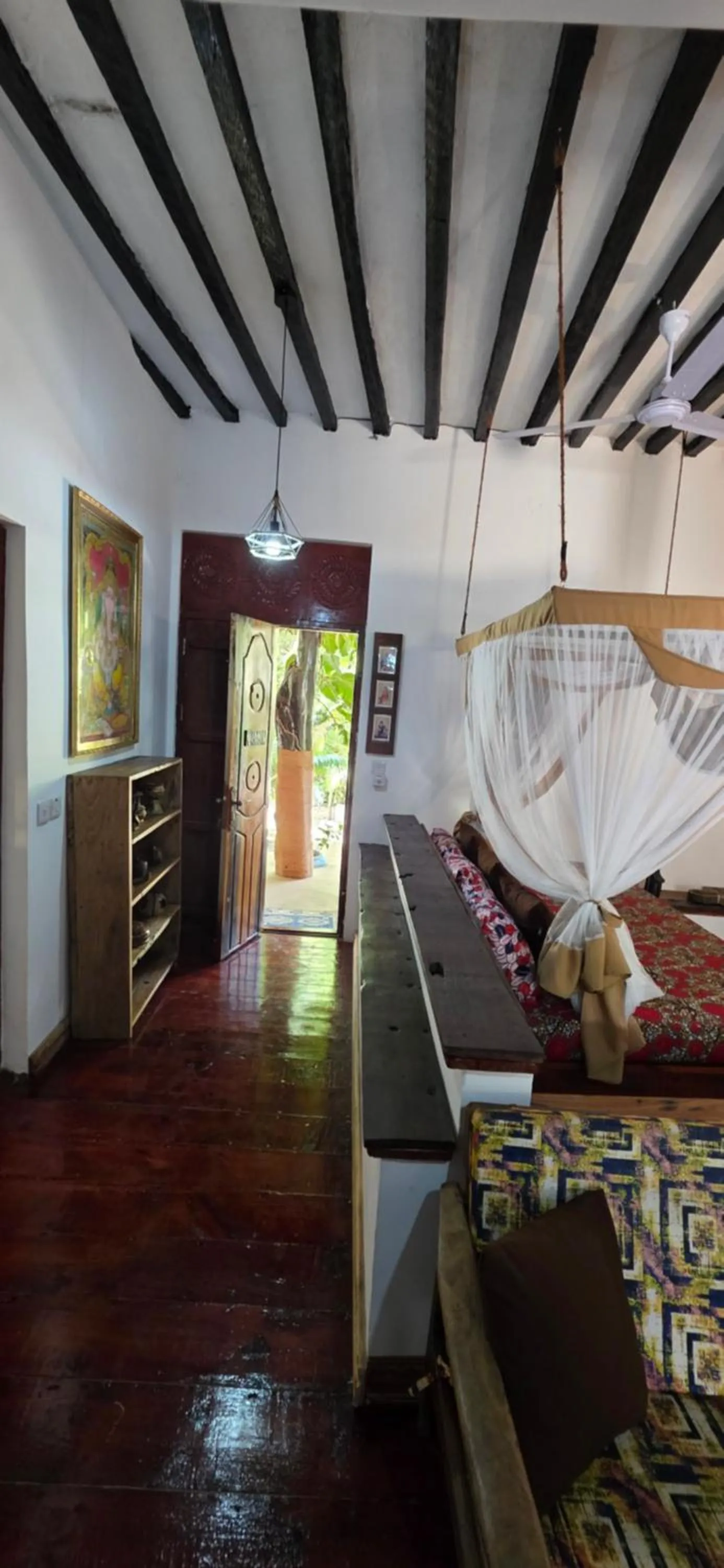 Bed in Salama & Mbuyuni Bungalows