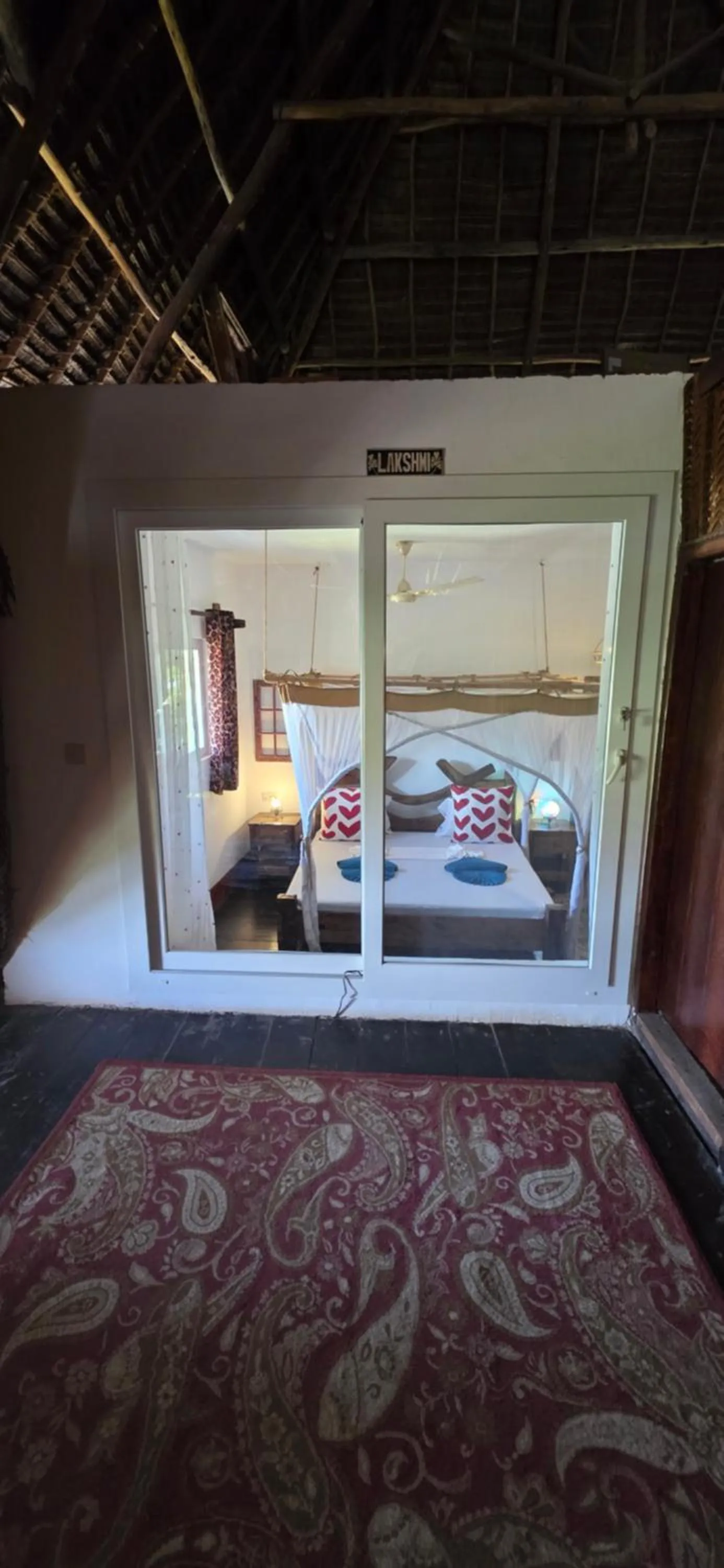 Bed in Salama & Mbuyuni Bungalows