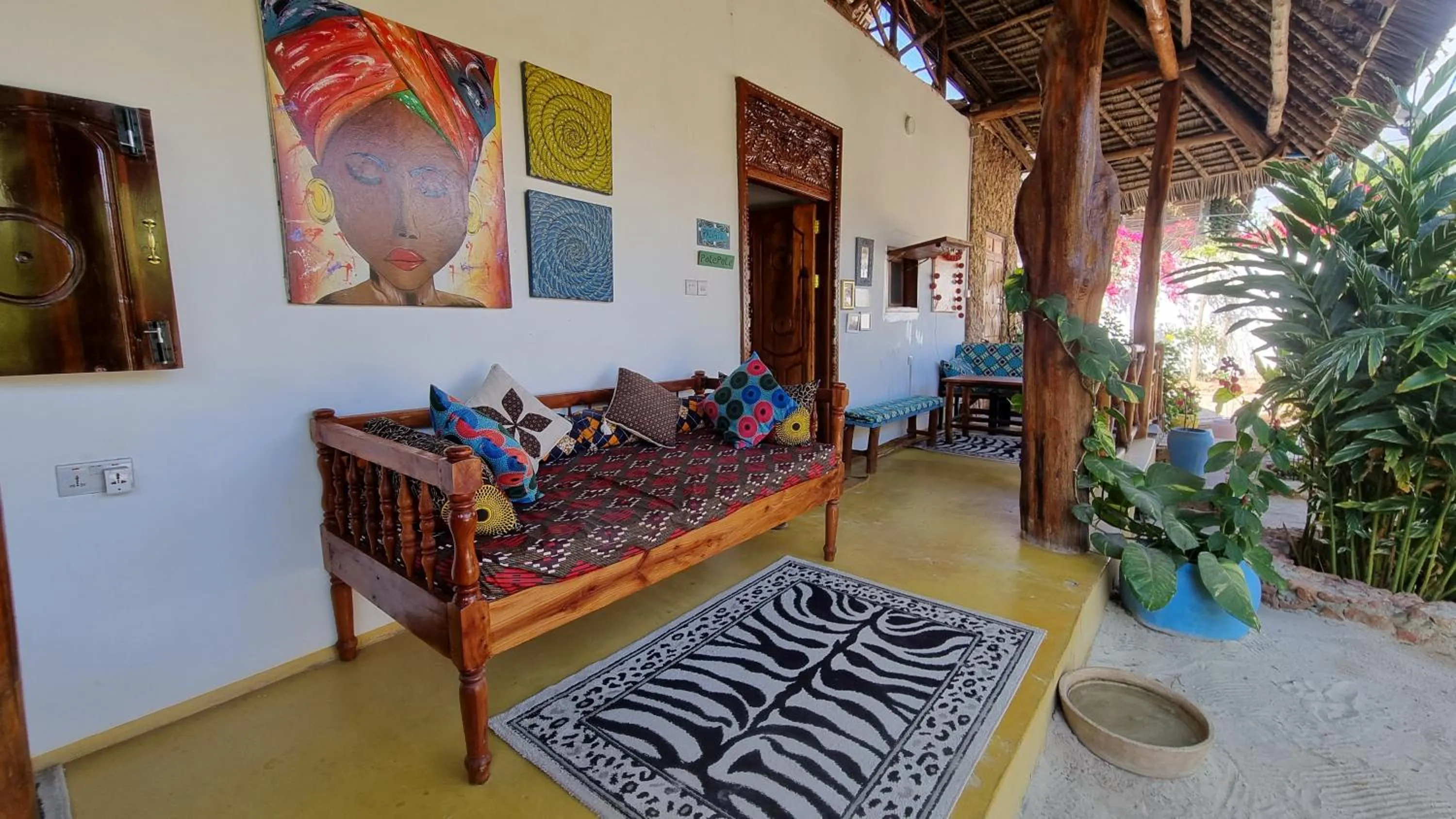 Lobby or reception in Salama & Mbuyuni Bungalows