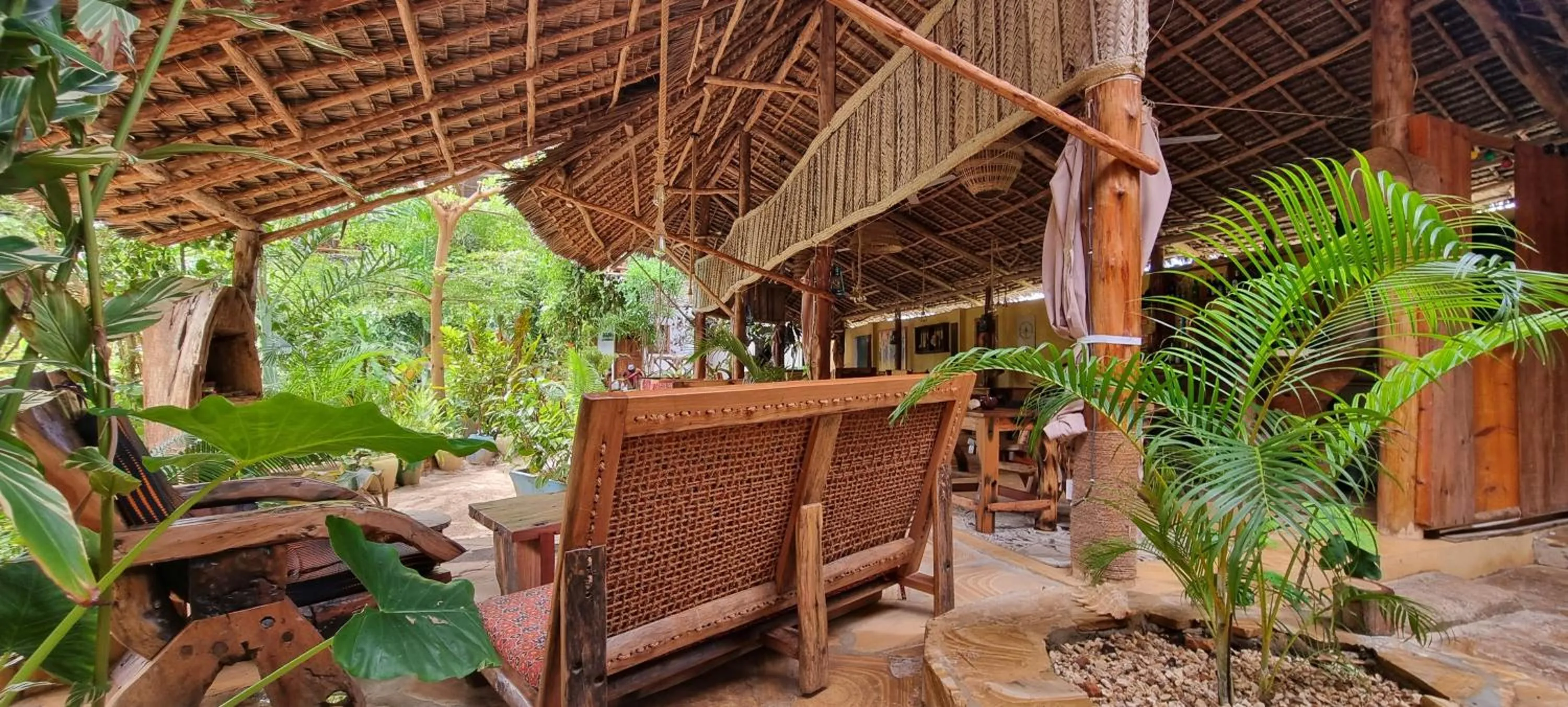 Toilet in Salama & Mbuyuni Bungalows