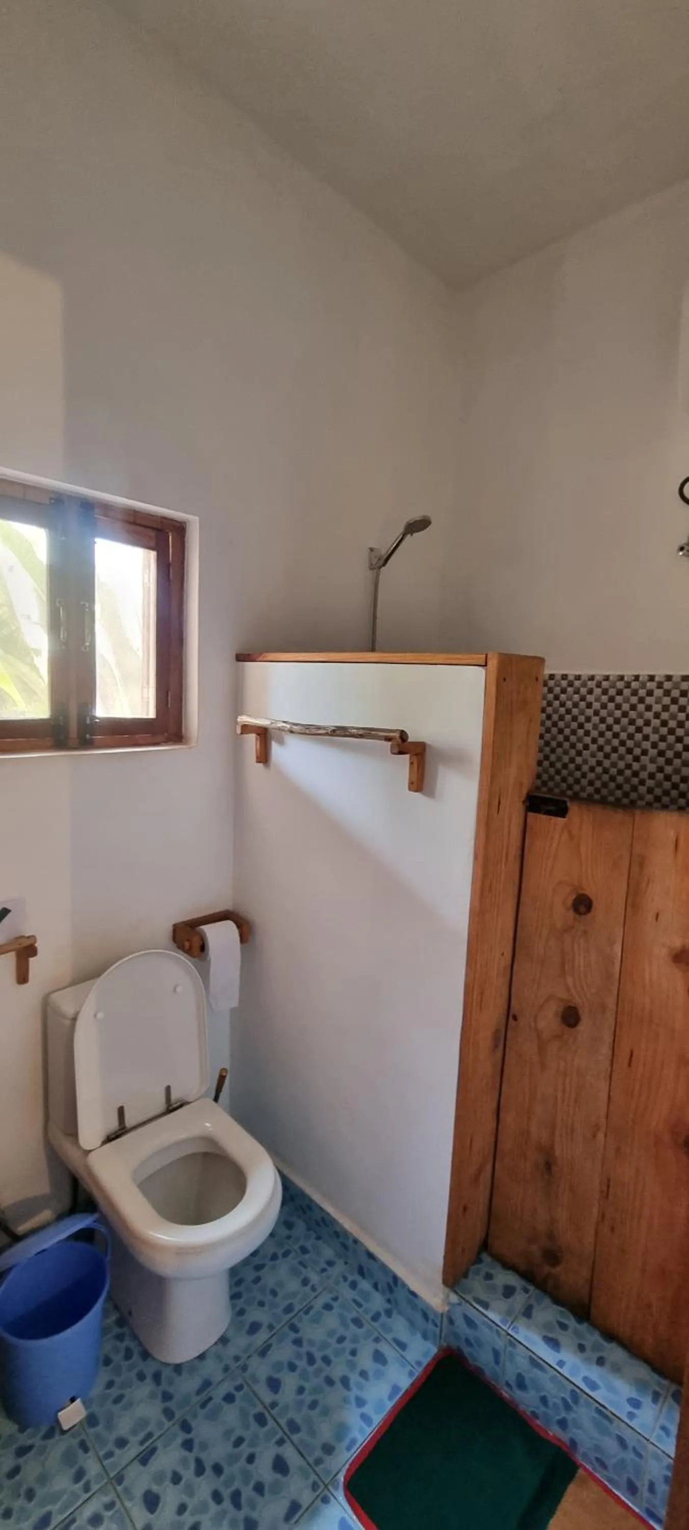 Shower in Salama & Mbuyuni Bungalows