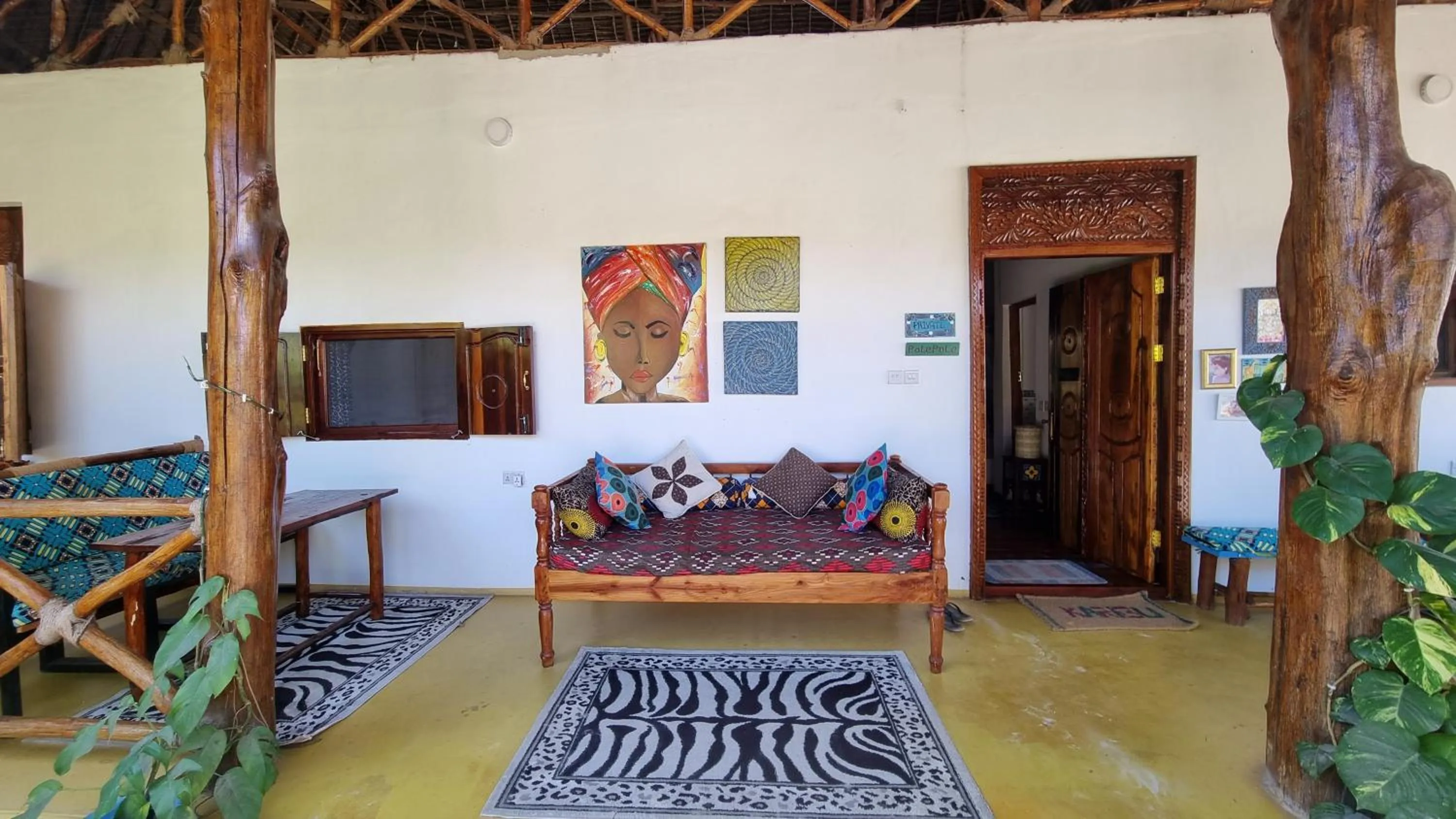 Lobby or reception in Salama & Mbuyuni Bungalows