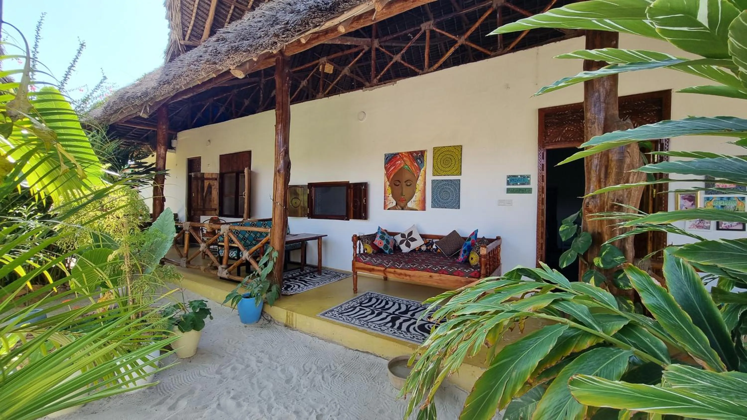 Lobby or reception in Salama & Mbuyuni Bungalows