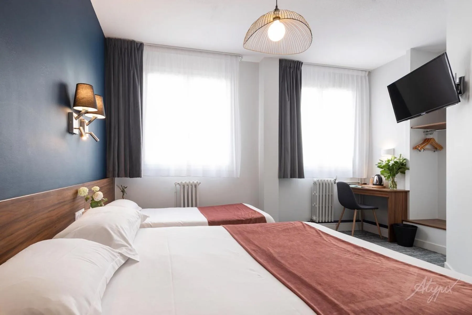 Photo of the whole room, Bed in le paris brest hotel