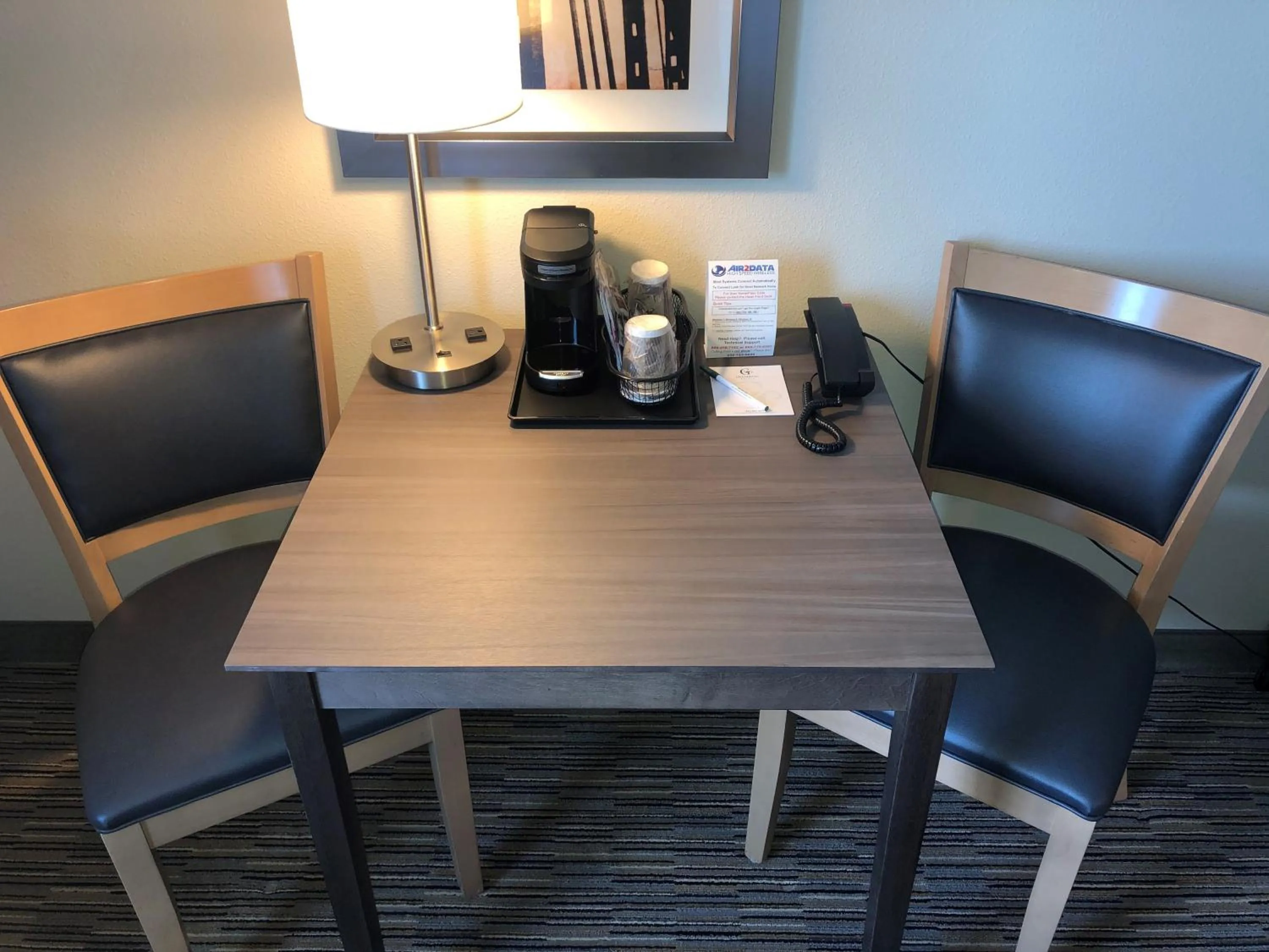 Coffee/tea facilities in GrandStay Hotel & Suites Rock Valley