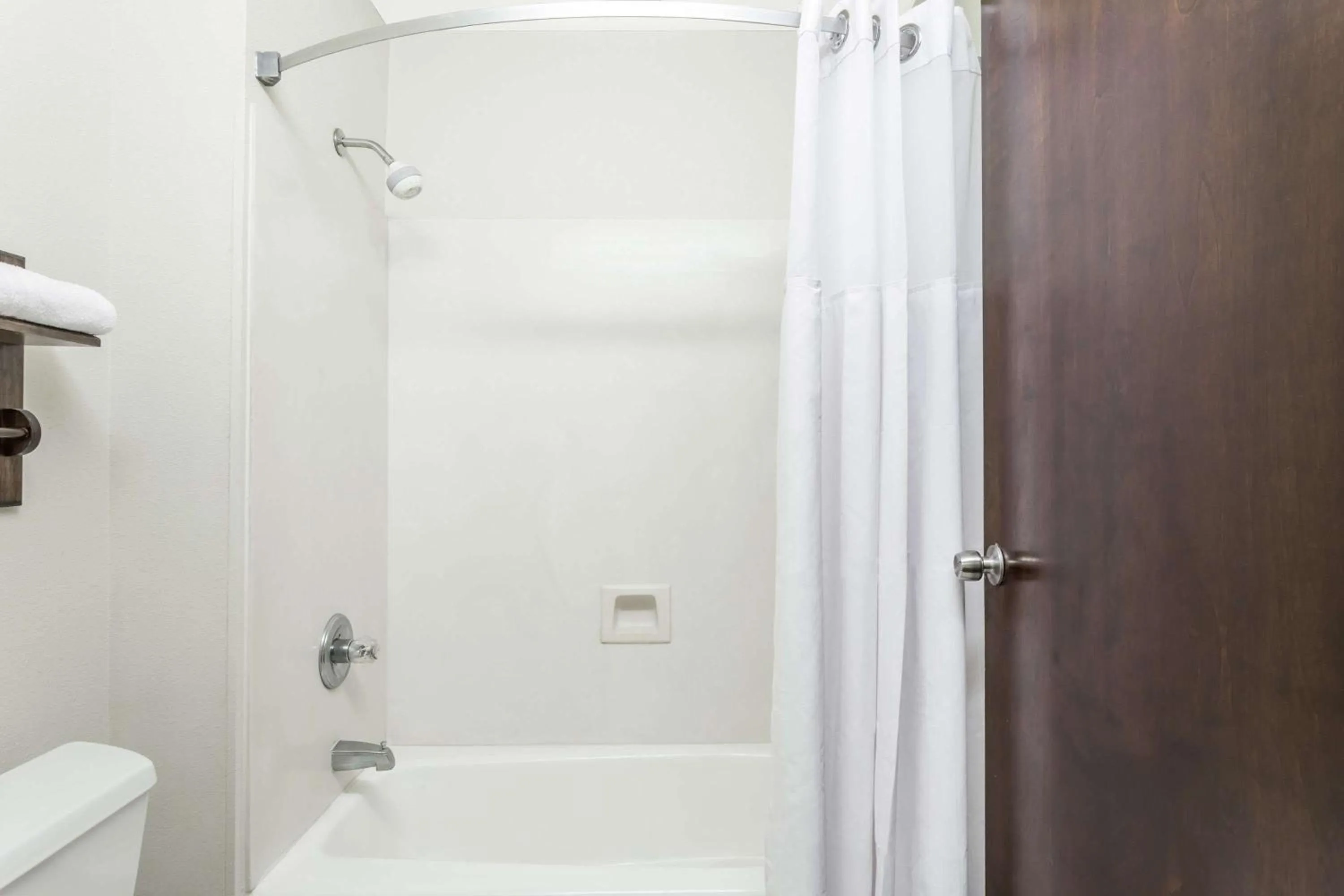 Photo of the whole room in Brentwood Inn & Suites