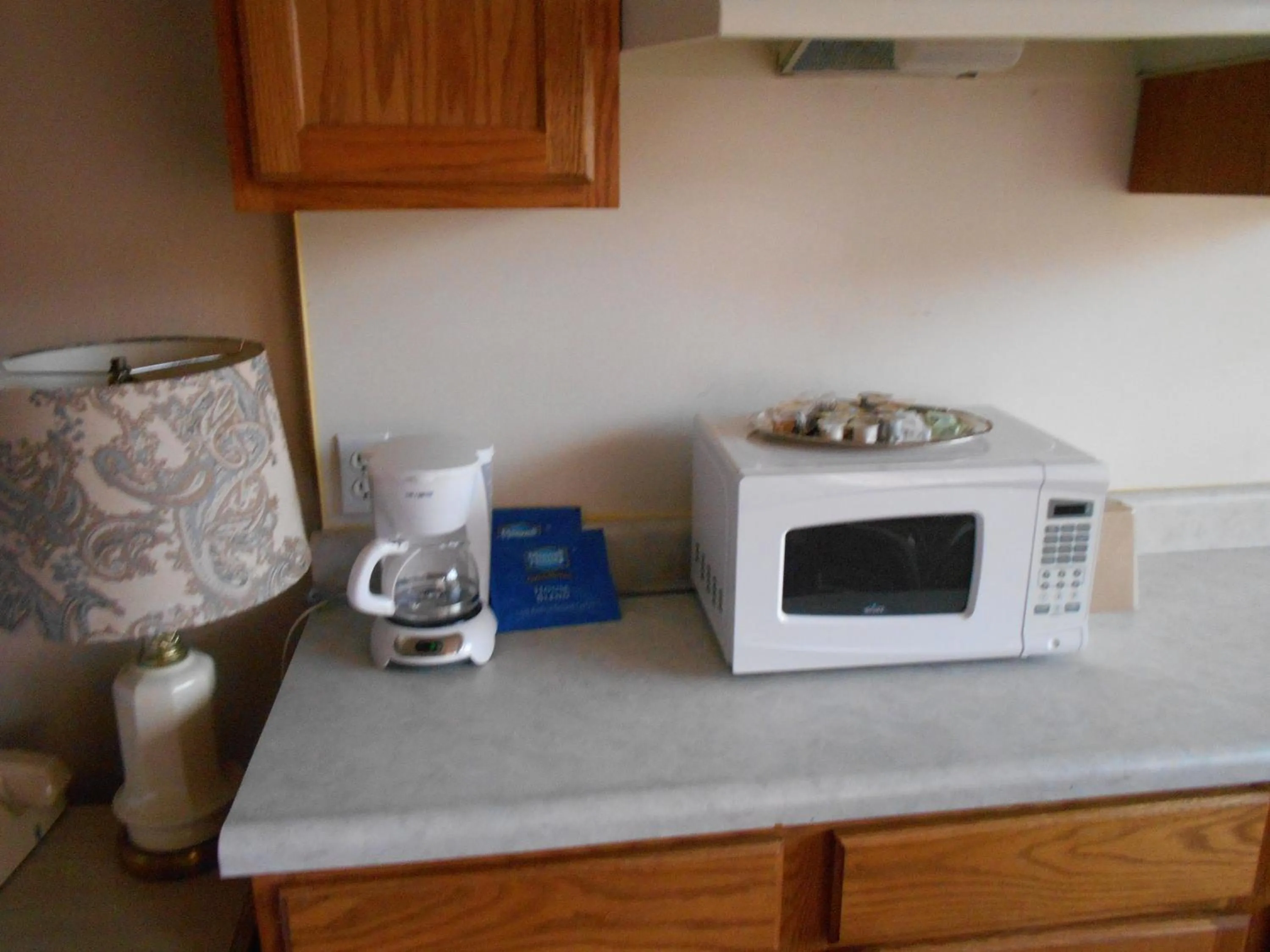 Coffee/tea facilities in Victorian Inn