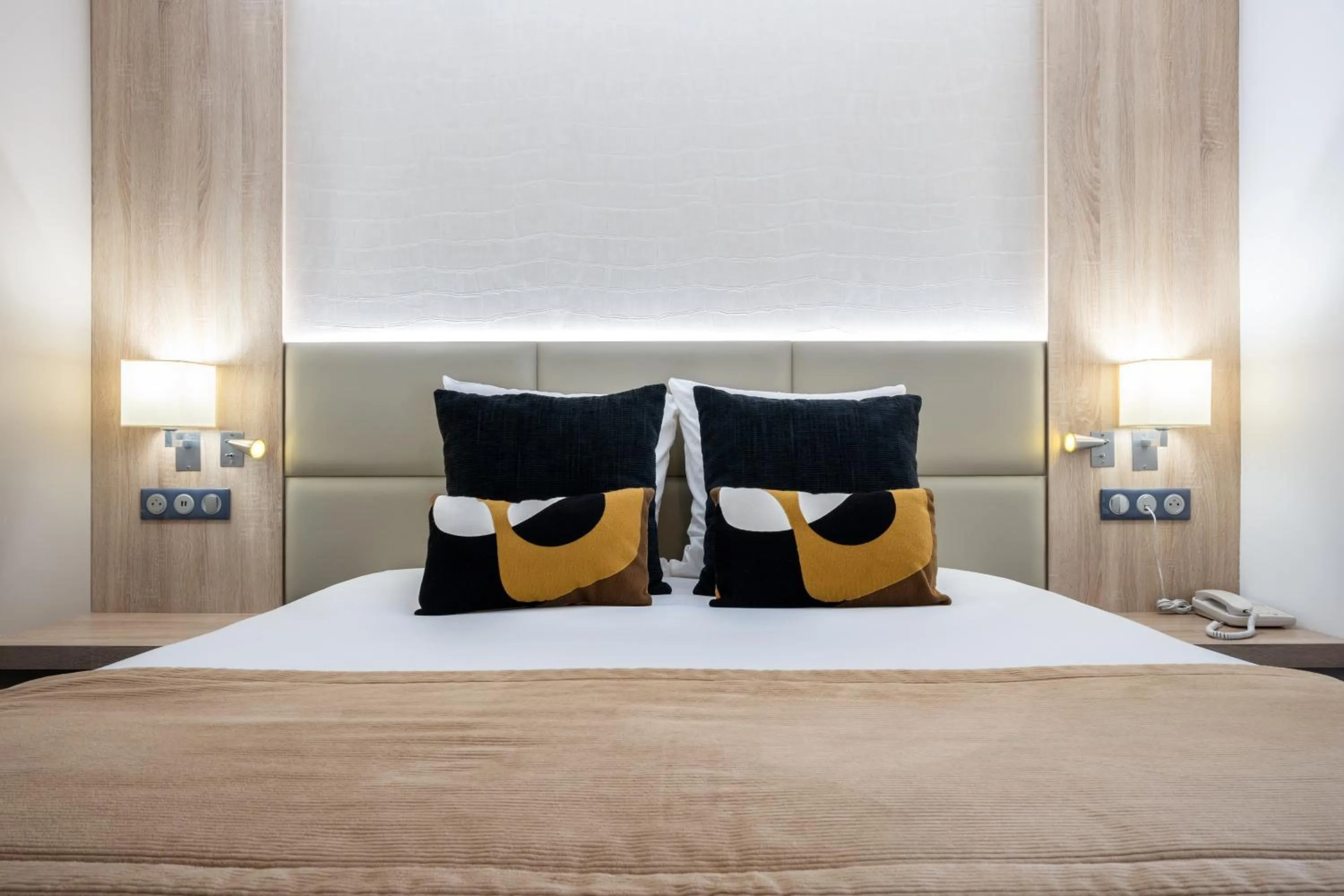 Bed in Kyriad Beaune