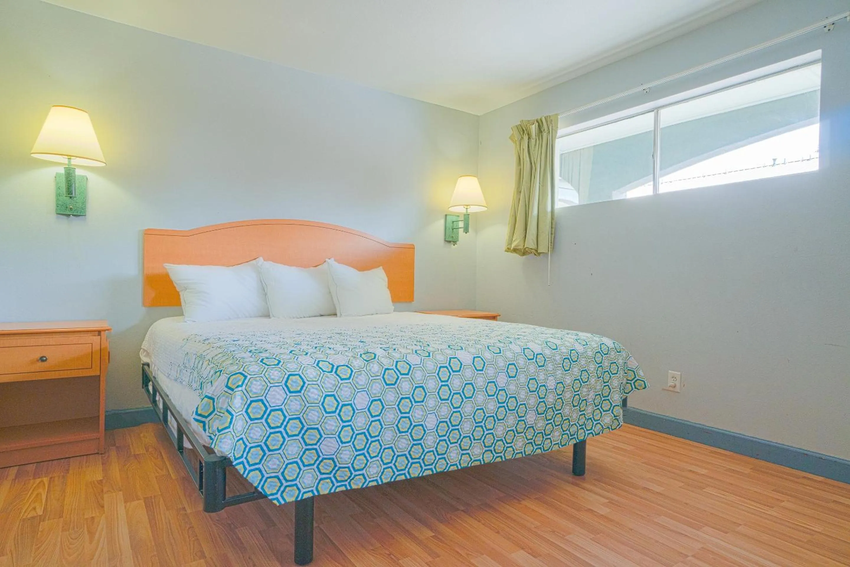 Bedroom in OYO Hotel Midland