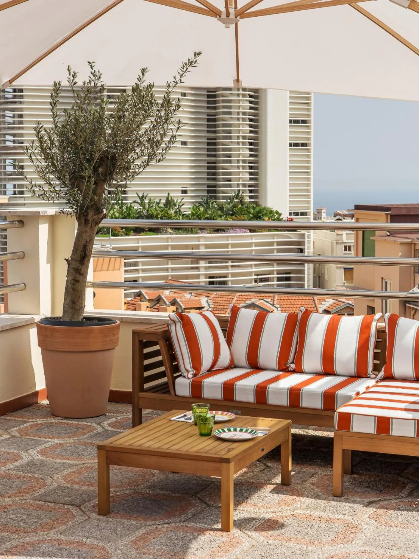 Balcony/Terrace in ALFRED HOTELS Monaco - Hôtel rénové