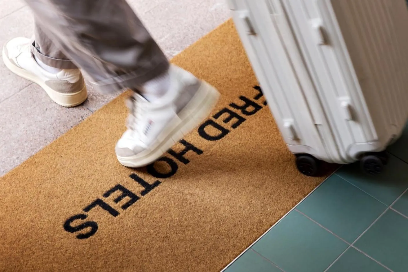 Property building in ALFRED HOTELS Monaco - Hôtel rénové