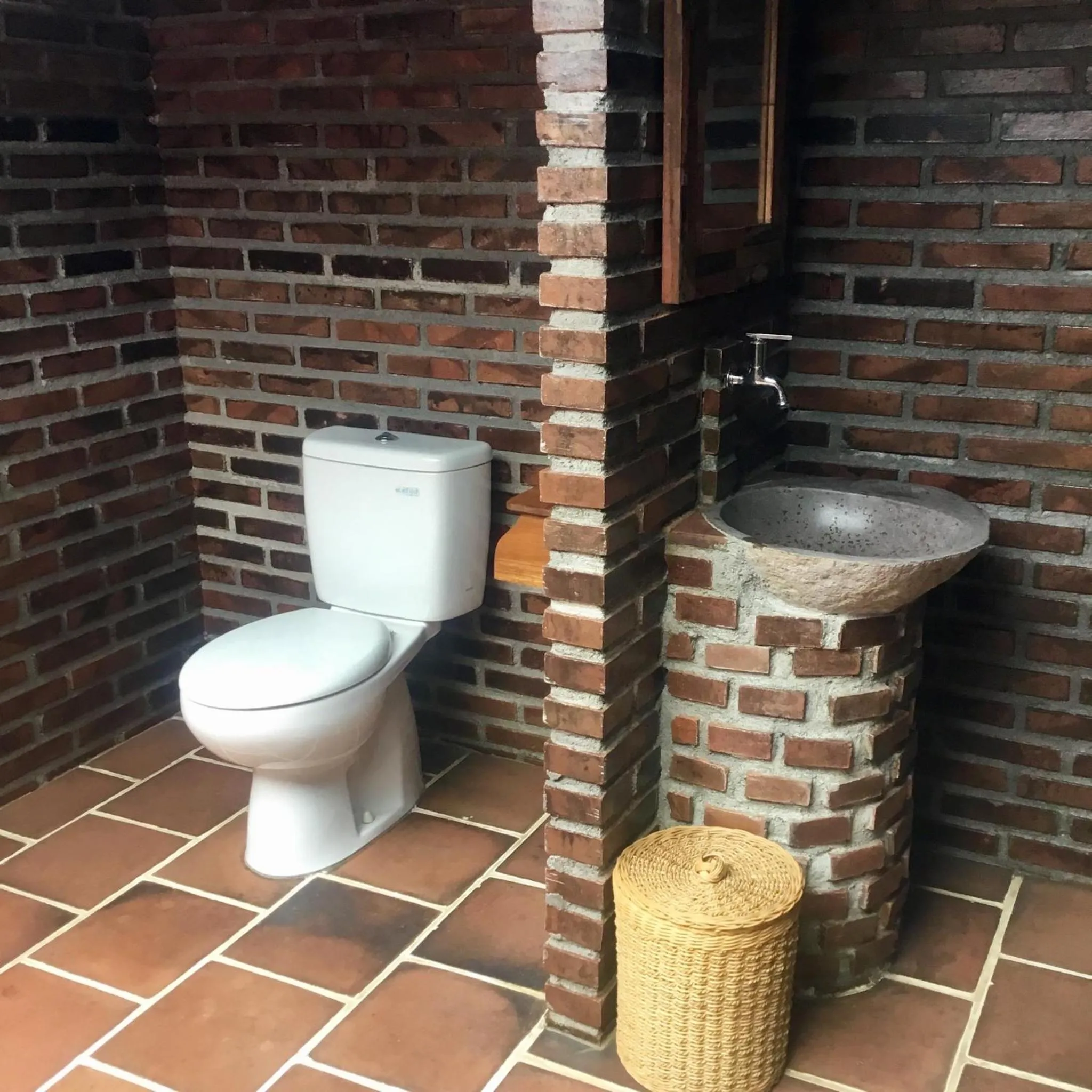 Bathroom in Alas Arum Ecolodge