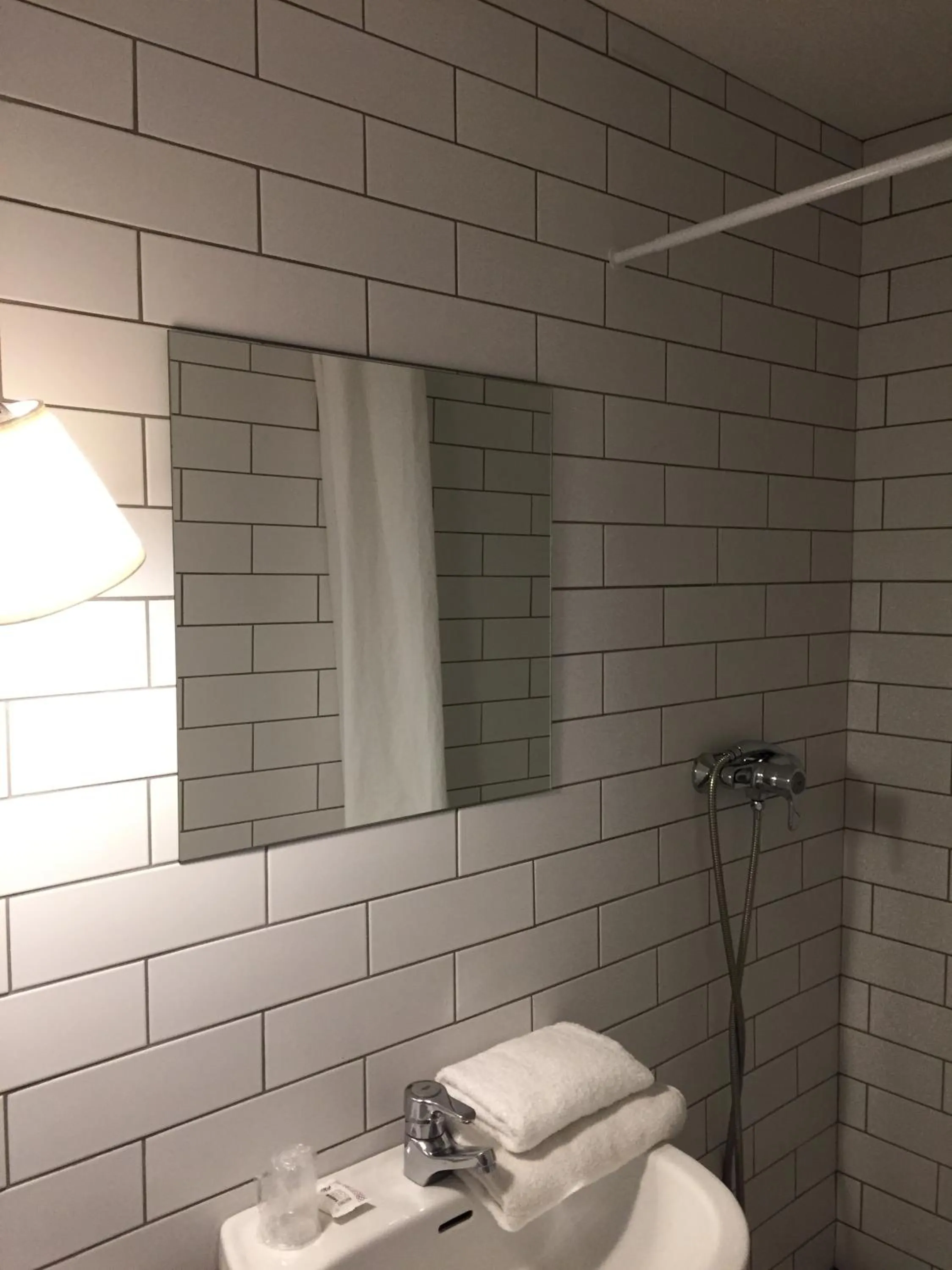 Bathroom in Au Patio Morand