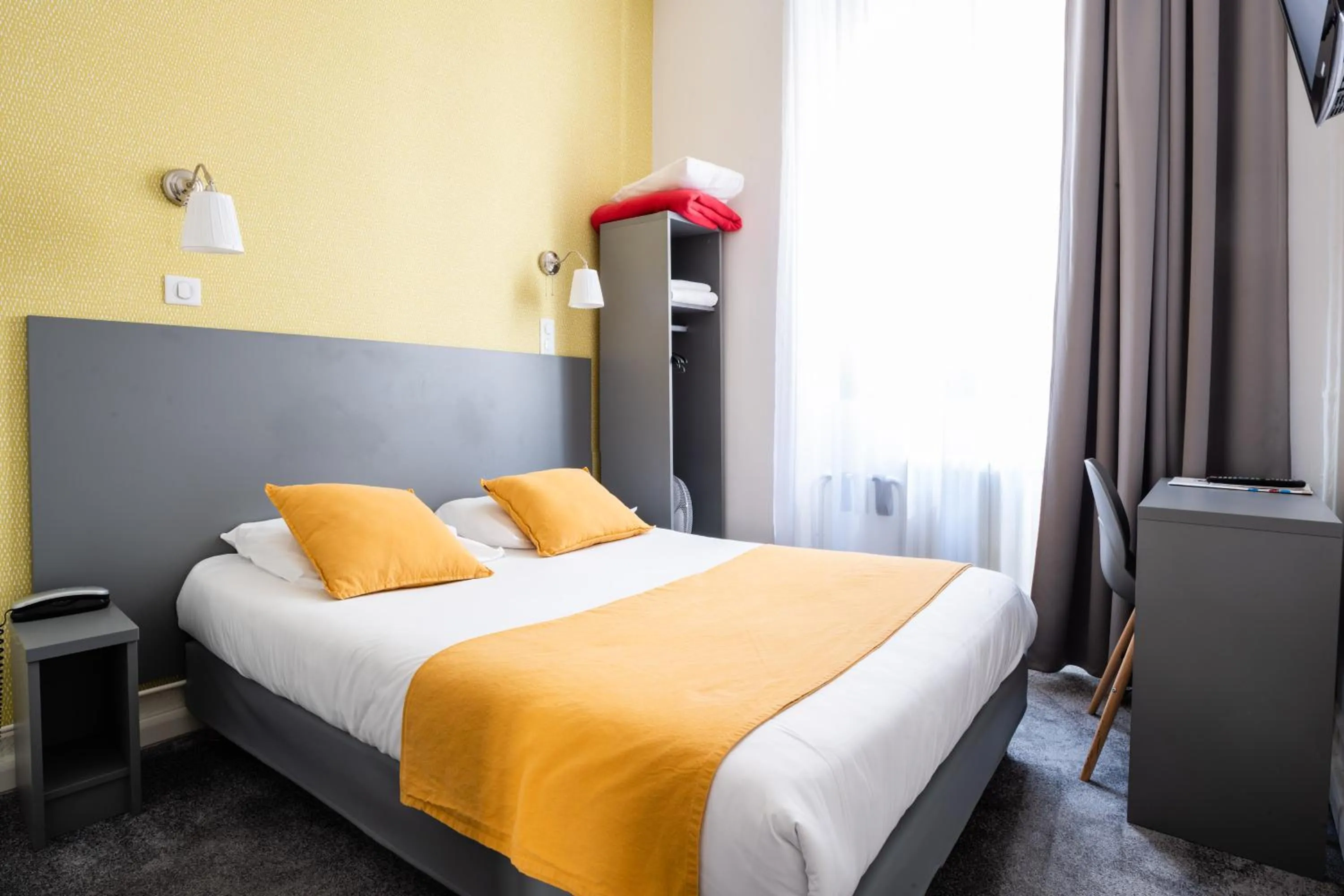 Bed in Au Patio Morand