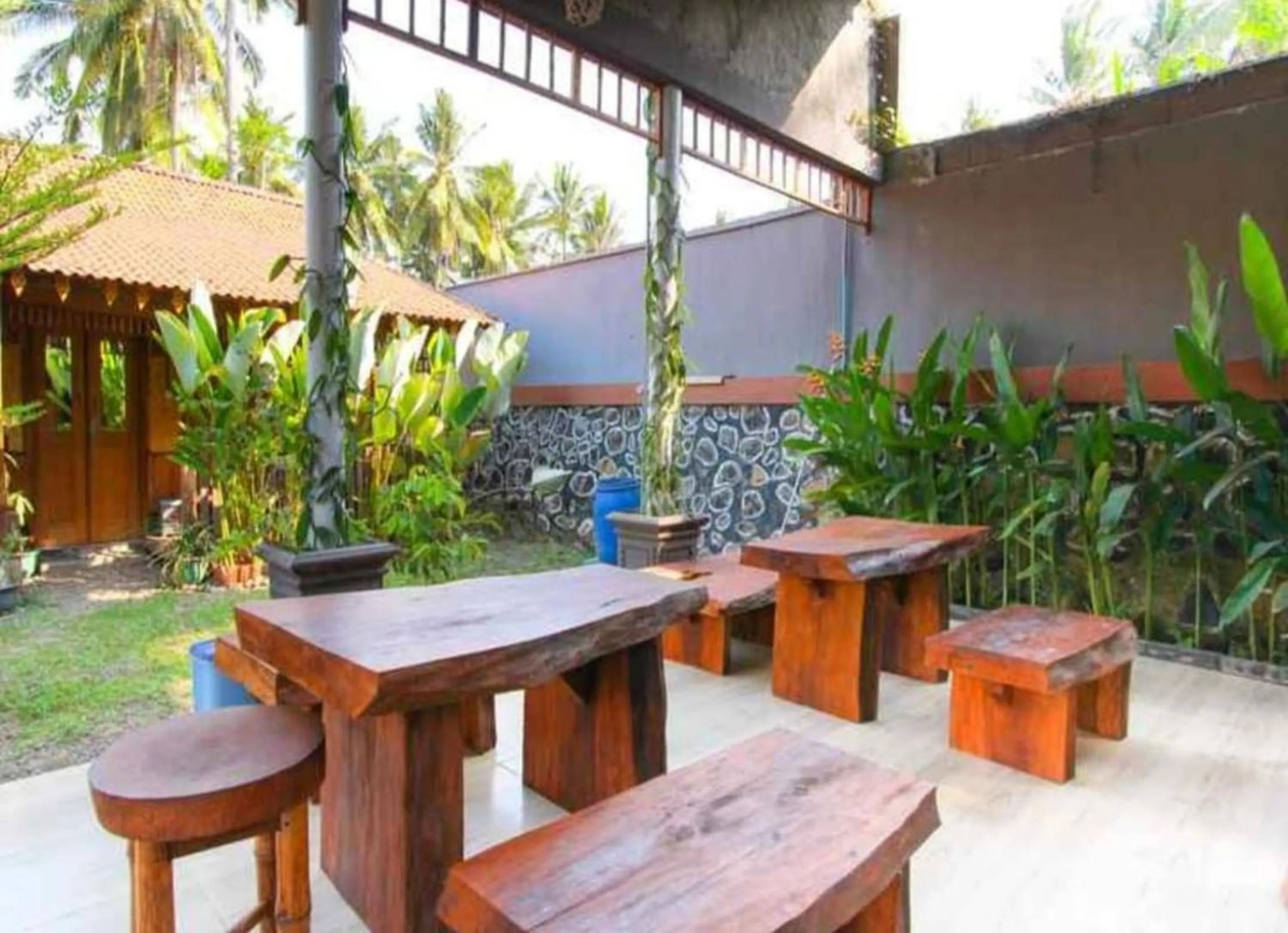 Garden in RedDoorz Syariah at Banyu Asem Banyuwangi