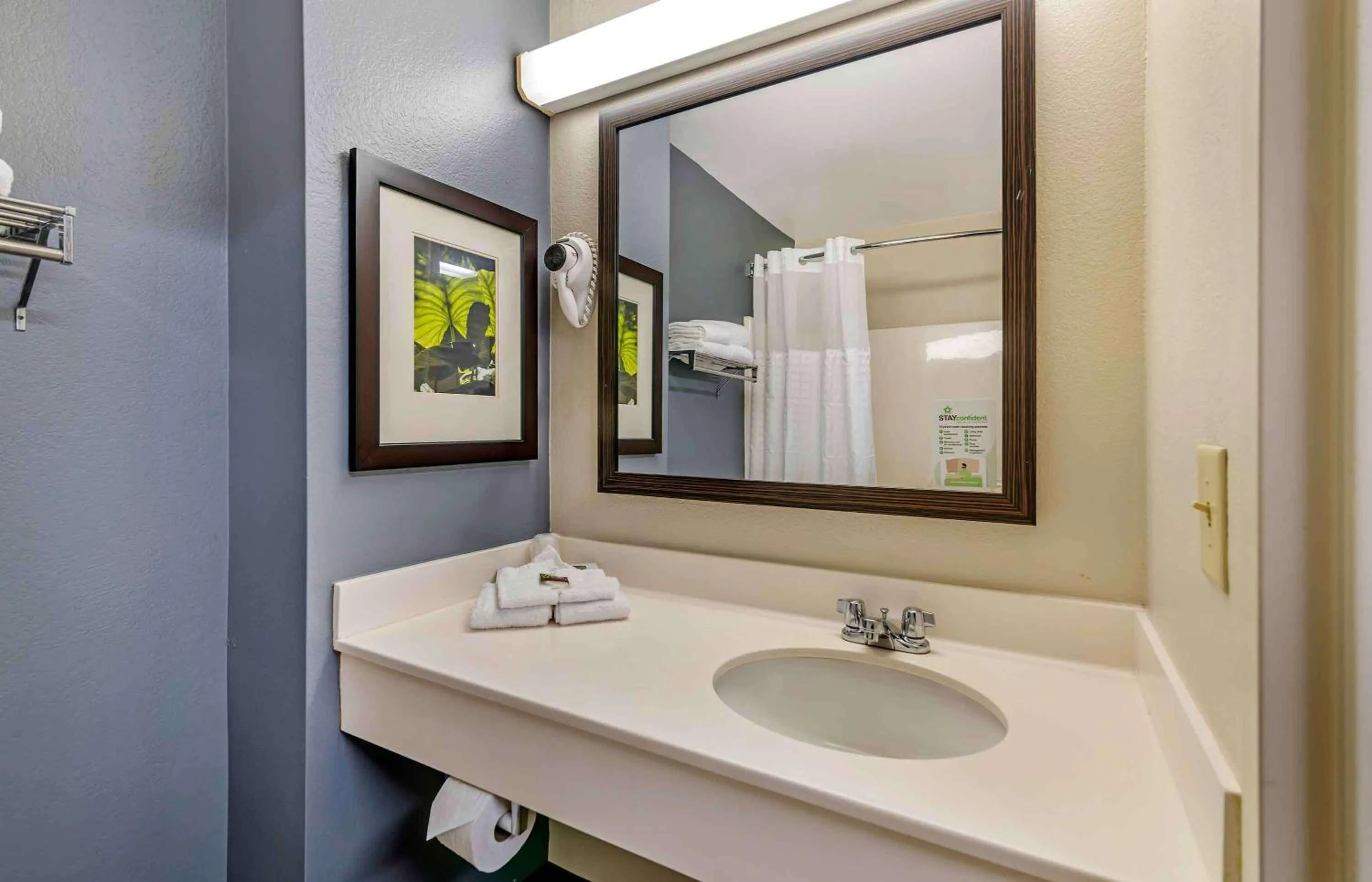 Bathroom in Extended Stay America Suites - Portland - Scarborough