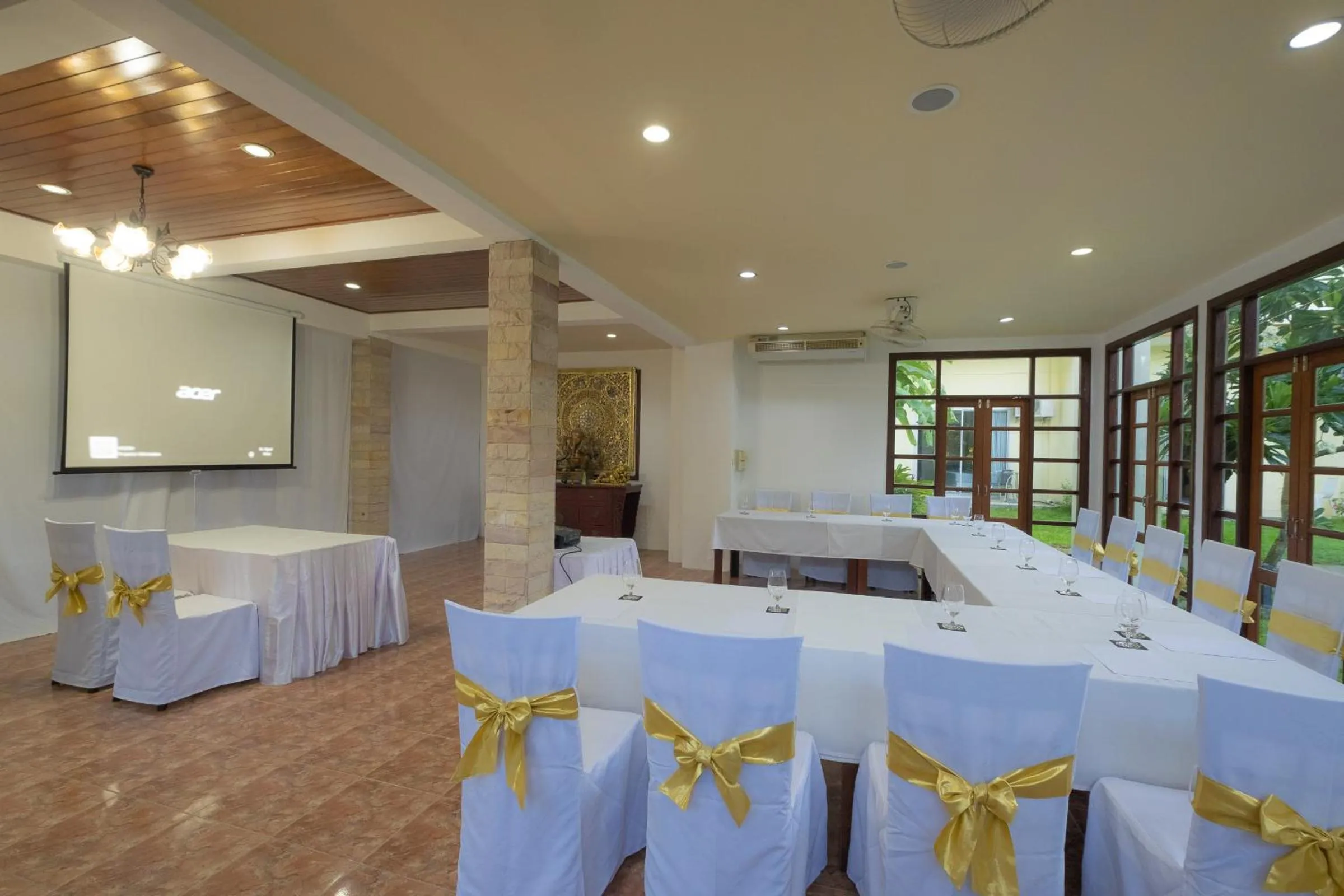 Banquet/Function facilities in Blue Beach Grand Resort And Spa