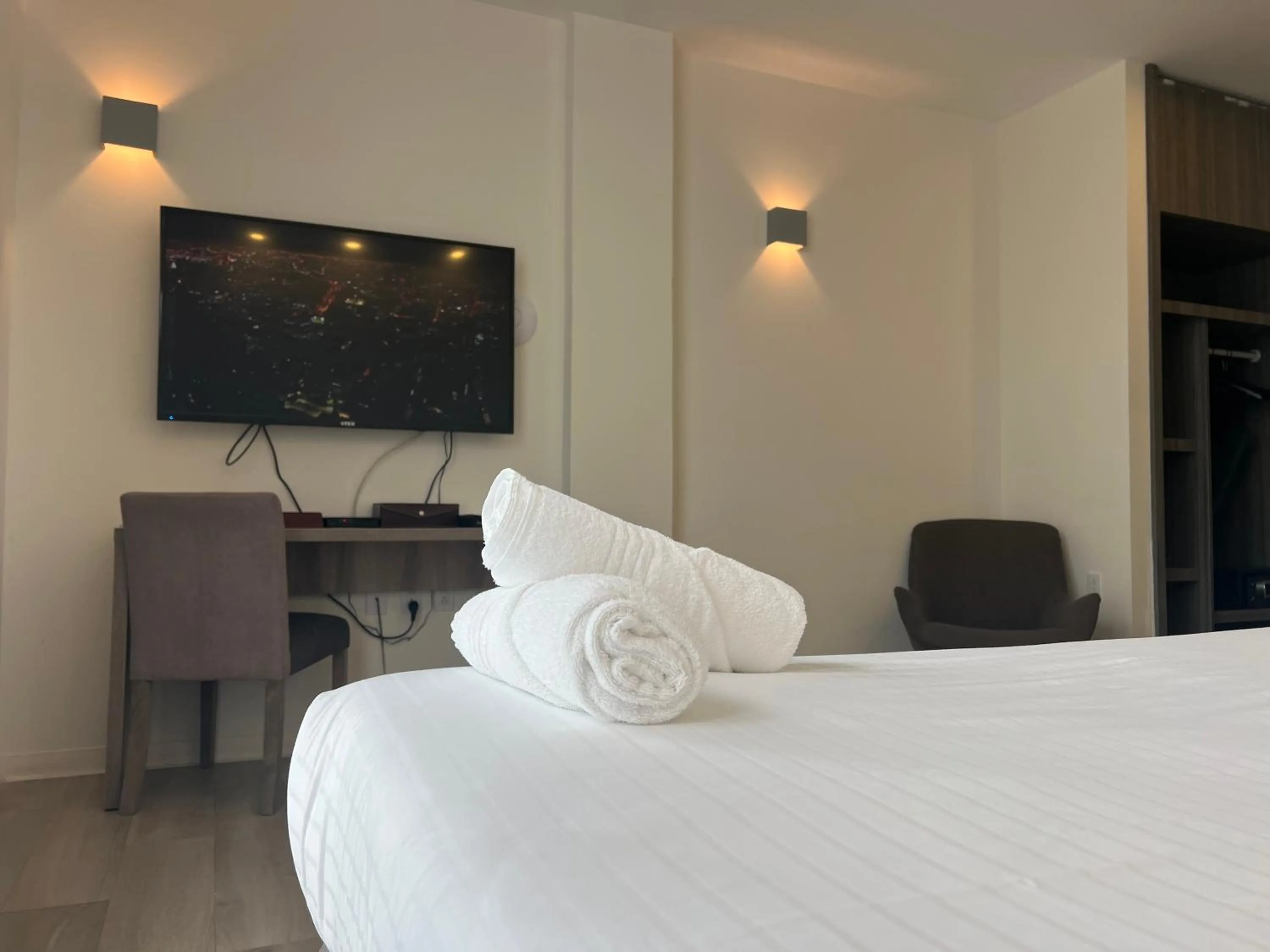 Bed in Adonis Cupecoy