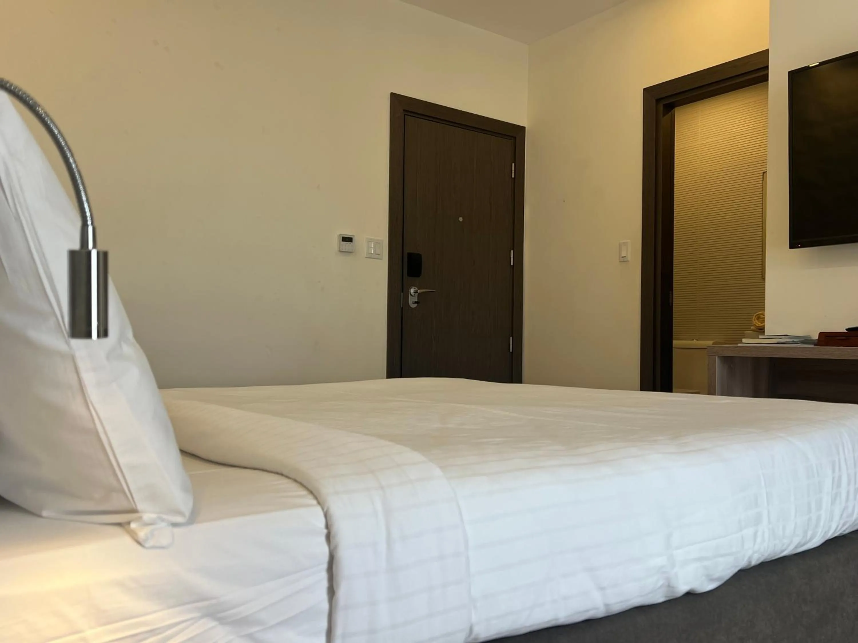 Bed in Adonis Cupecoy