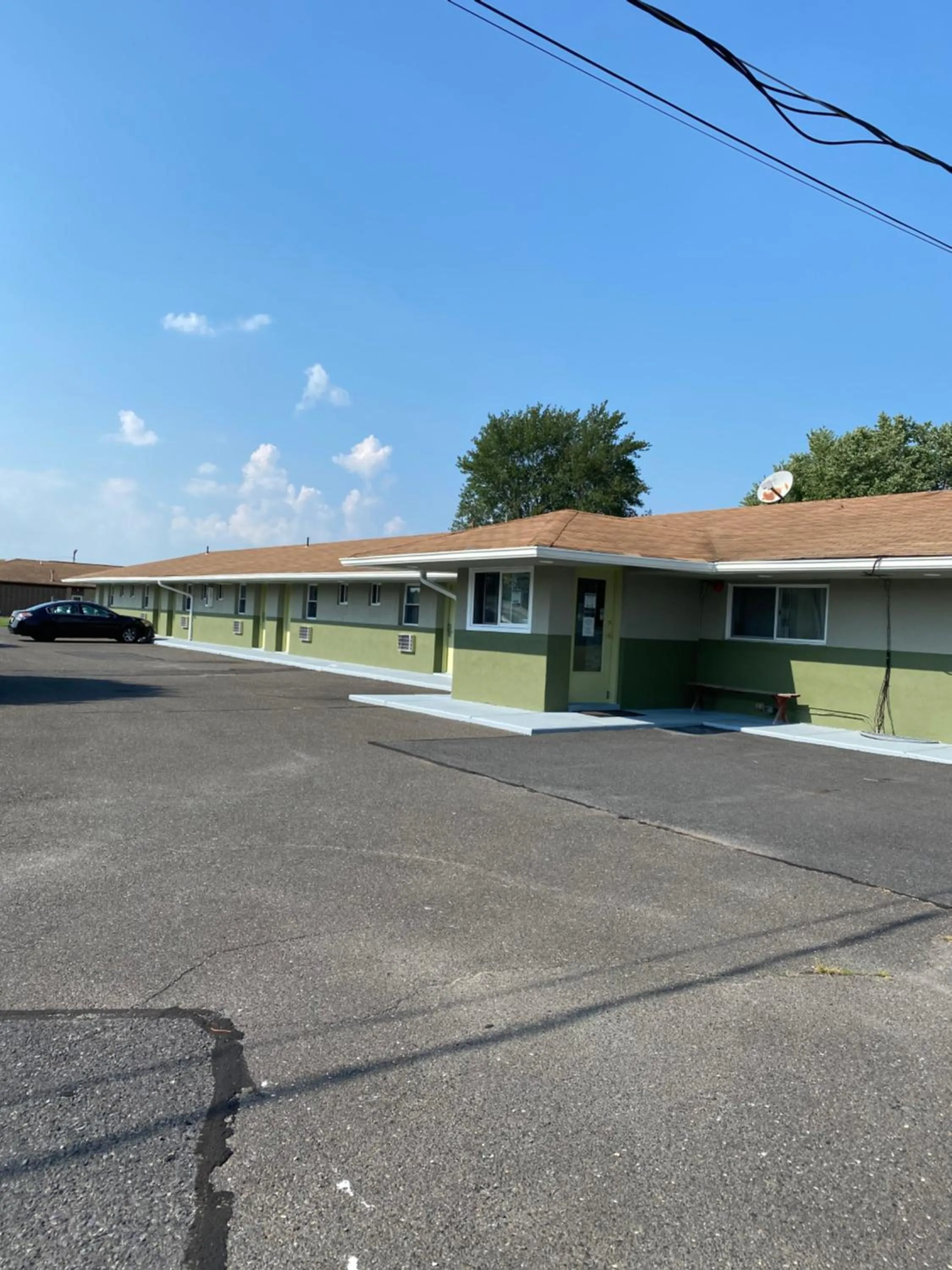 Red Carpet Inn & Suites Wrightstown