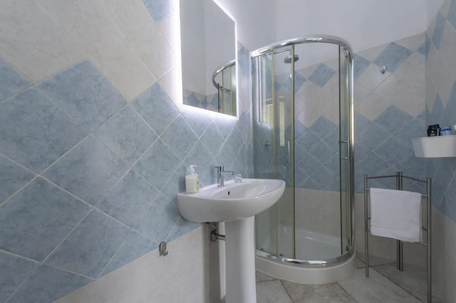 Bathroom in Il Mandorlo