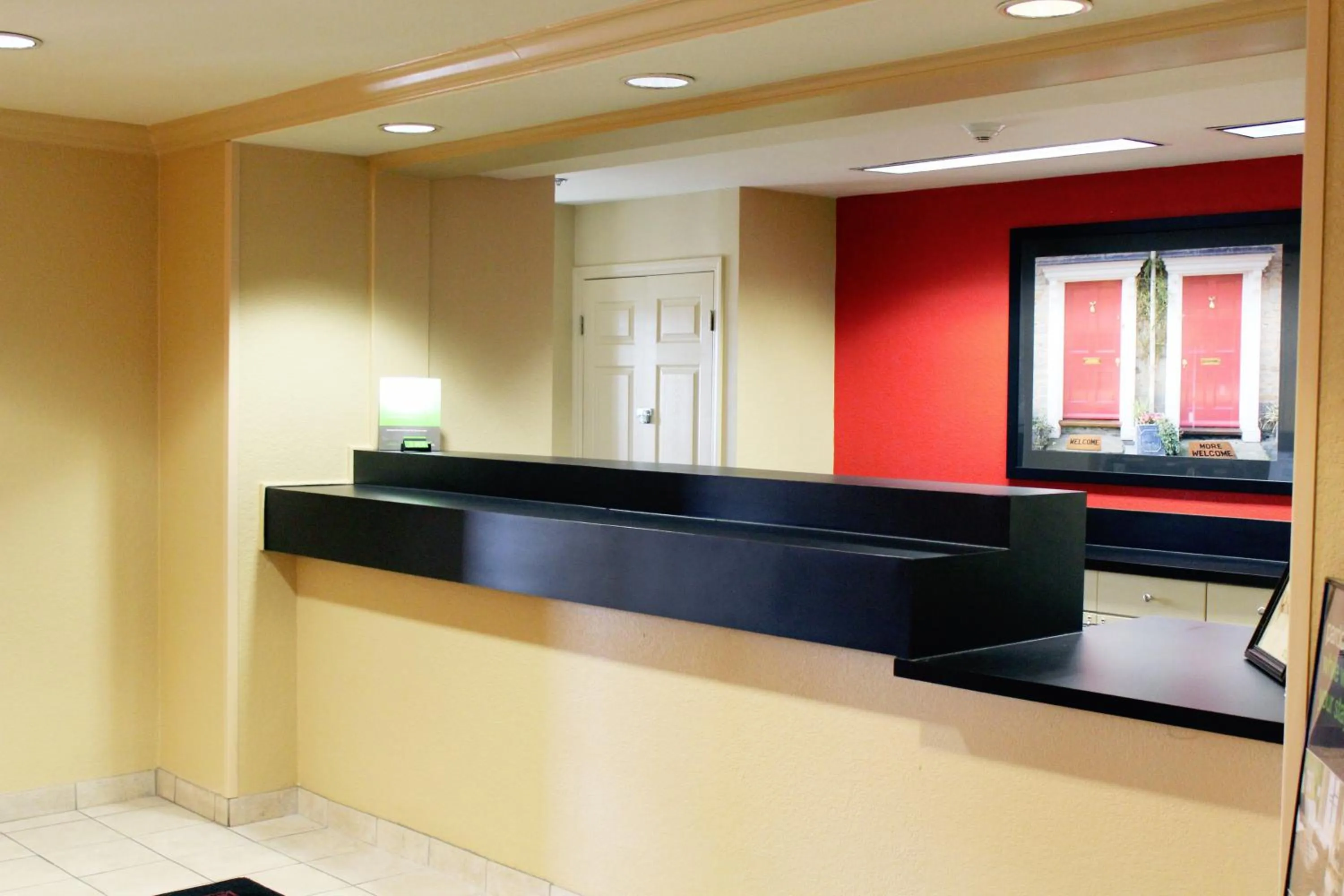 Lobby or reception in Extended Stay America Select Suites - Chesapeake - Churchland Blvd