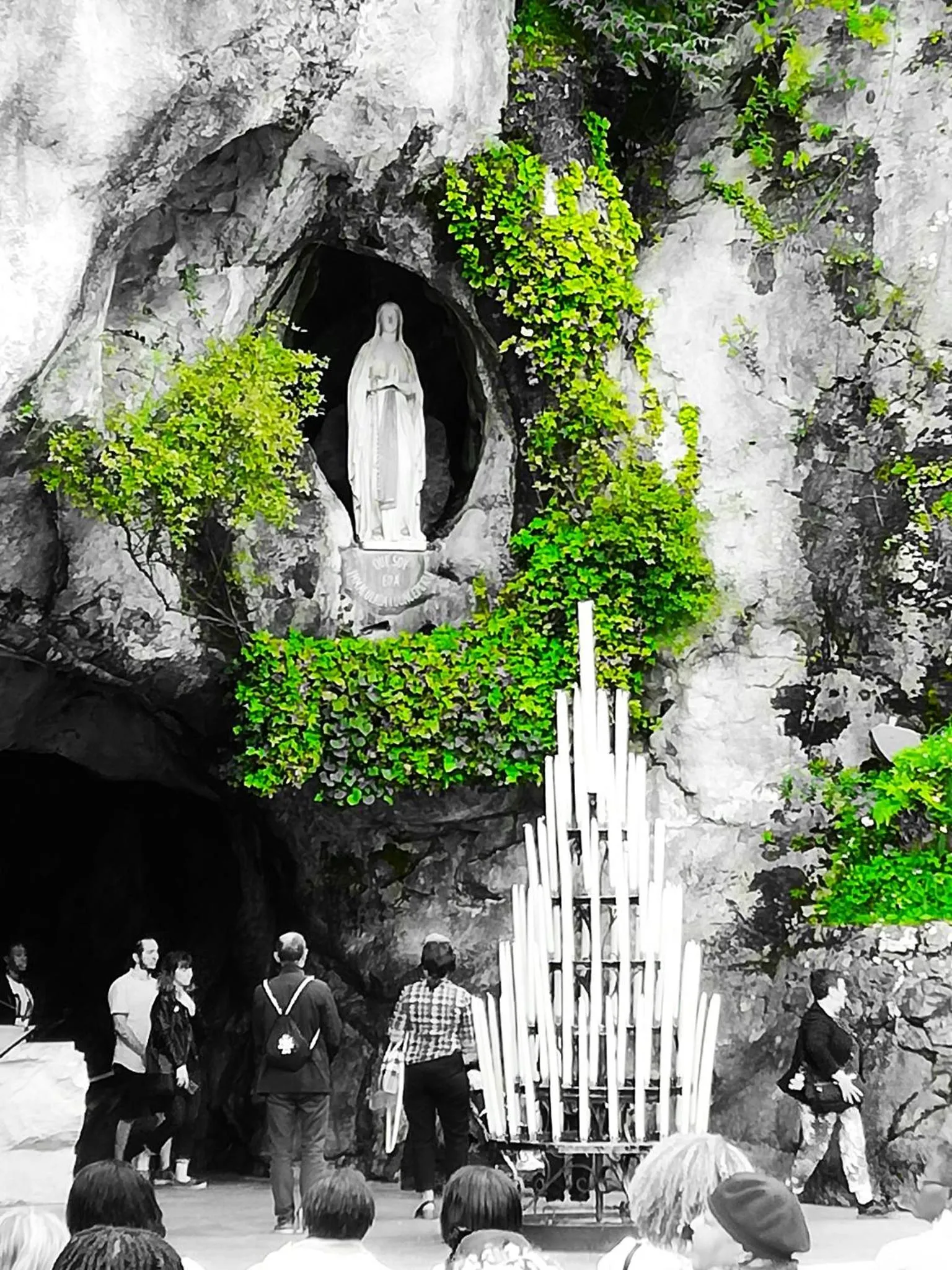 Nearby landmark in Hôtel Christina Lourdes