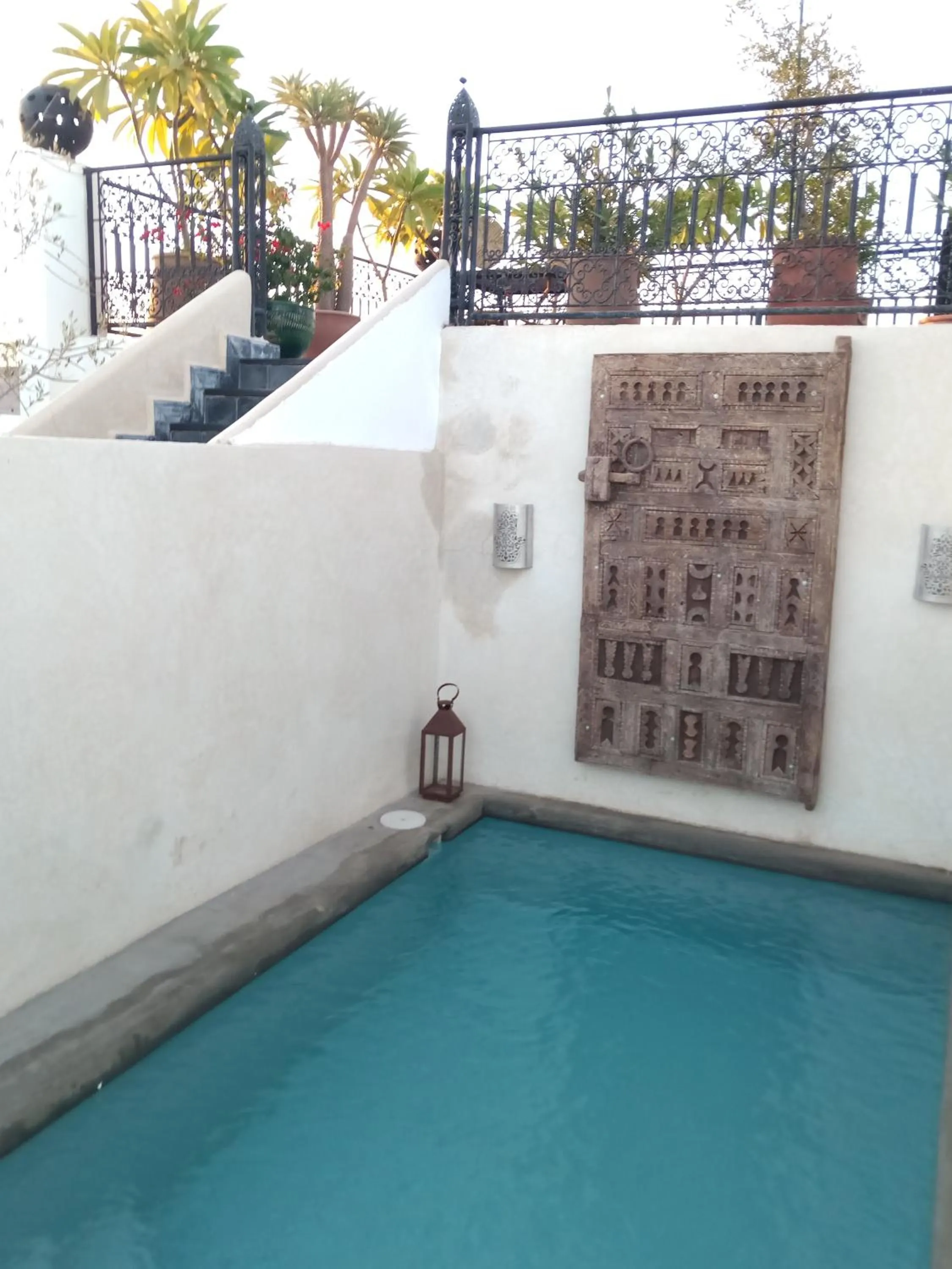 Swimming pool in Riad Bab aylen - Piscine Roof Top chauffée