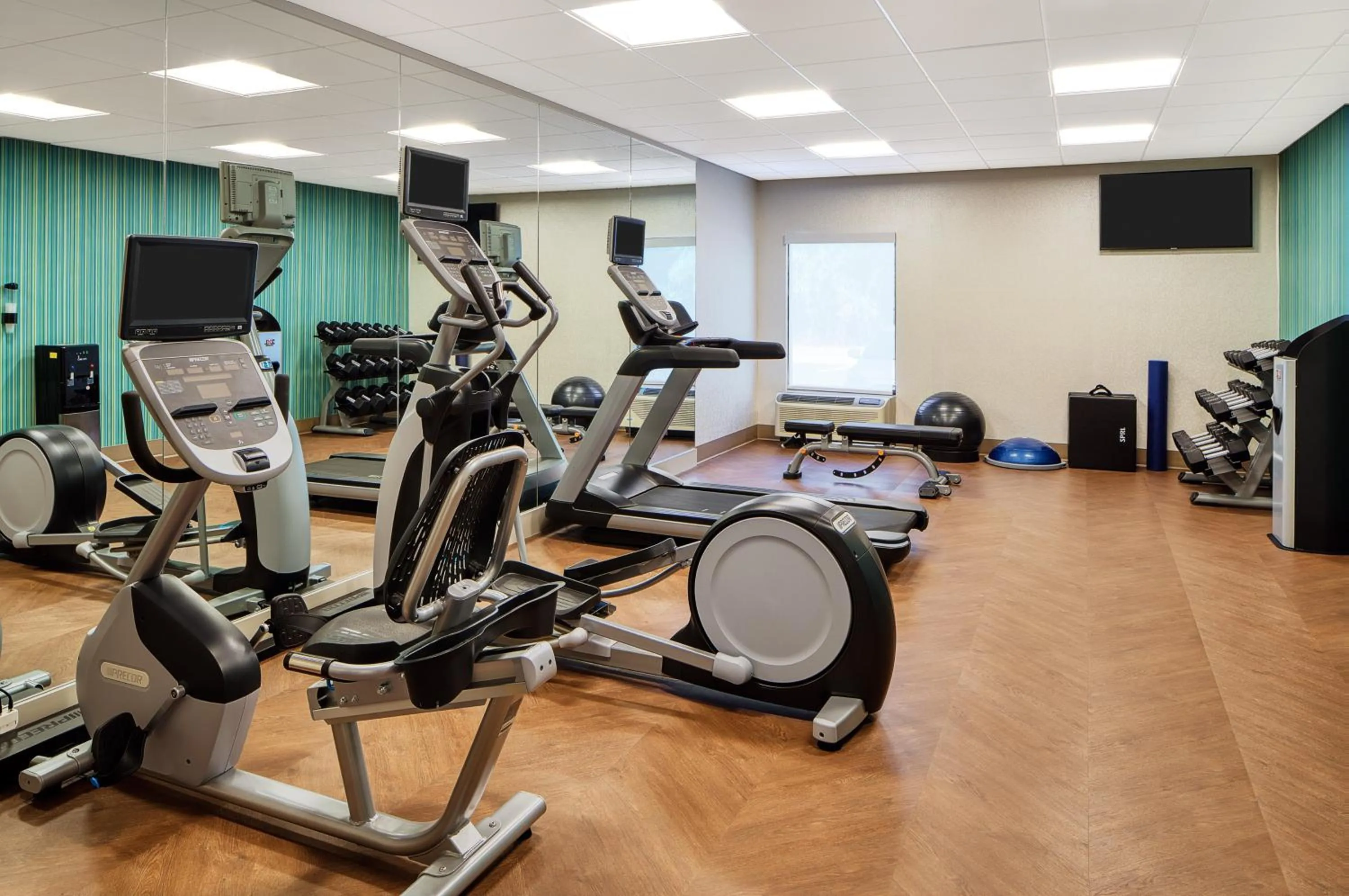 Fitness centre/facilities in Holiday Inn Express Statesboro by IHG
