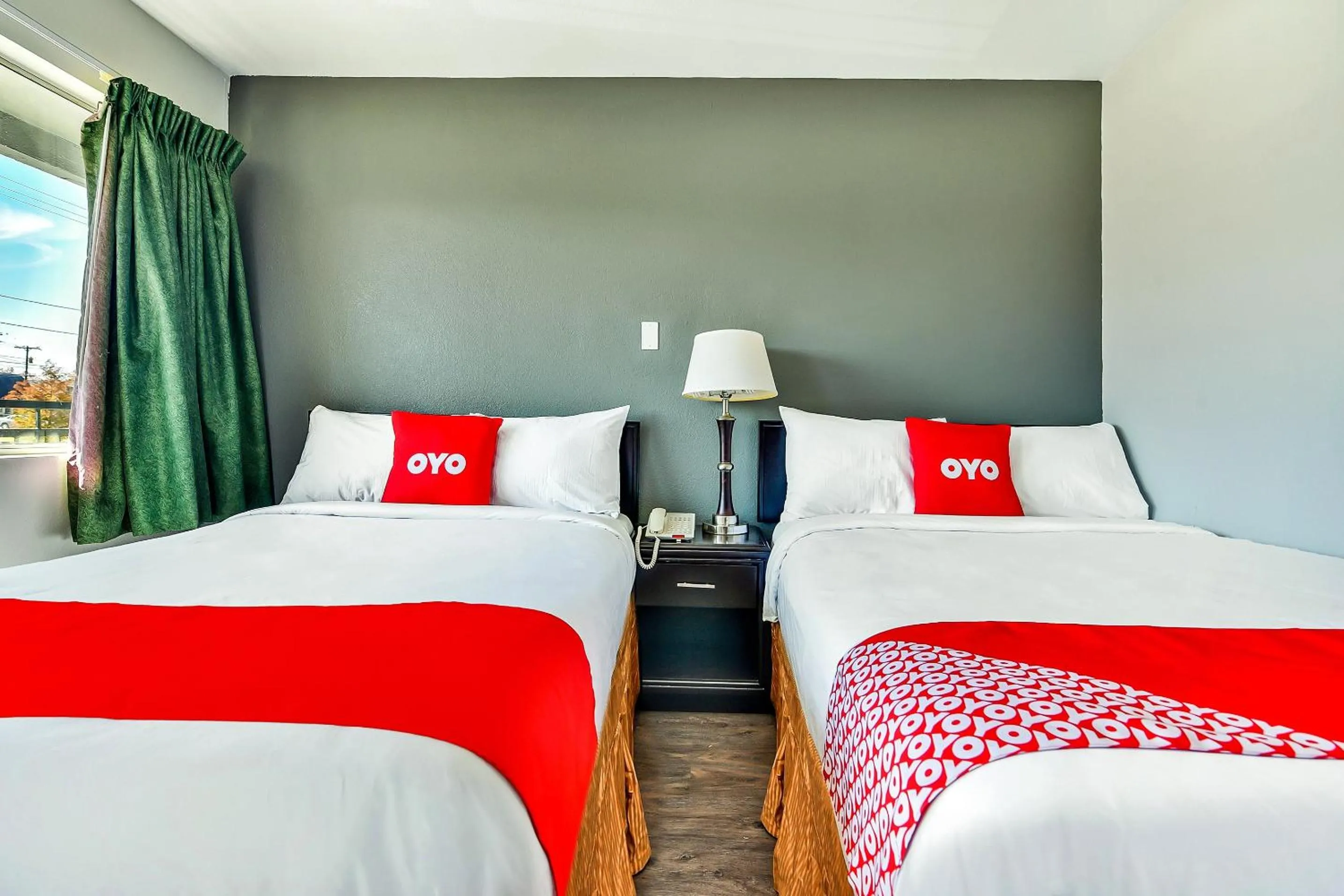 Bedroom, Bed in OYO Hotel Shreveport Airport North