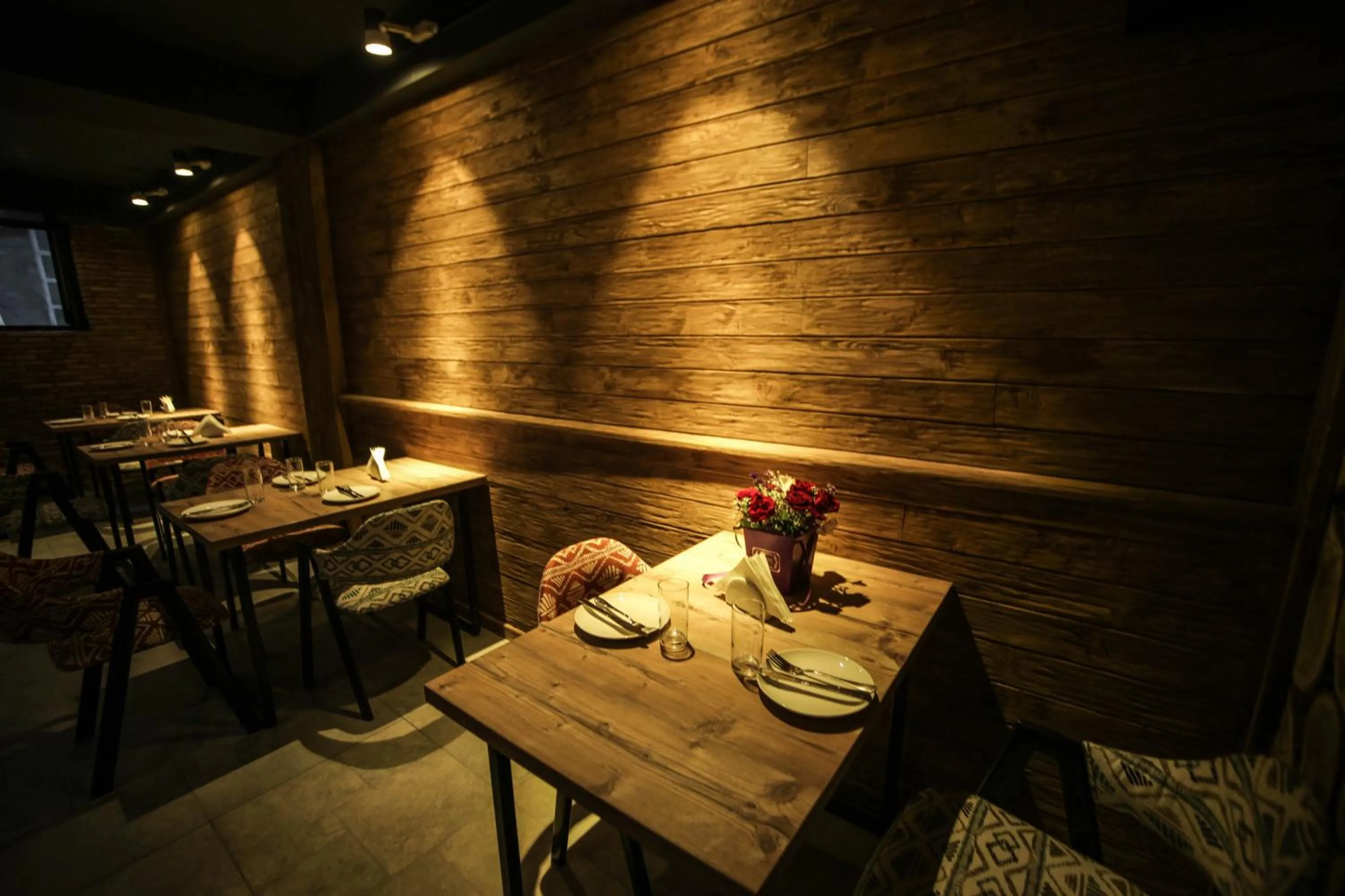 Restaurant/places to eat in Borjomi UnderWood