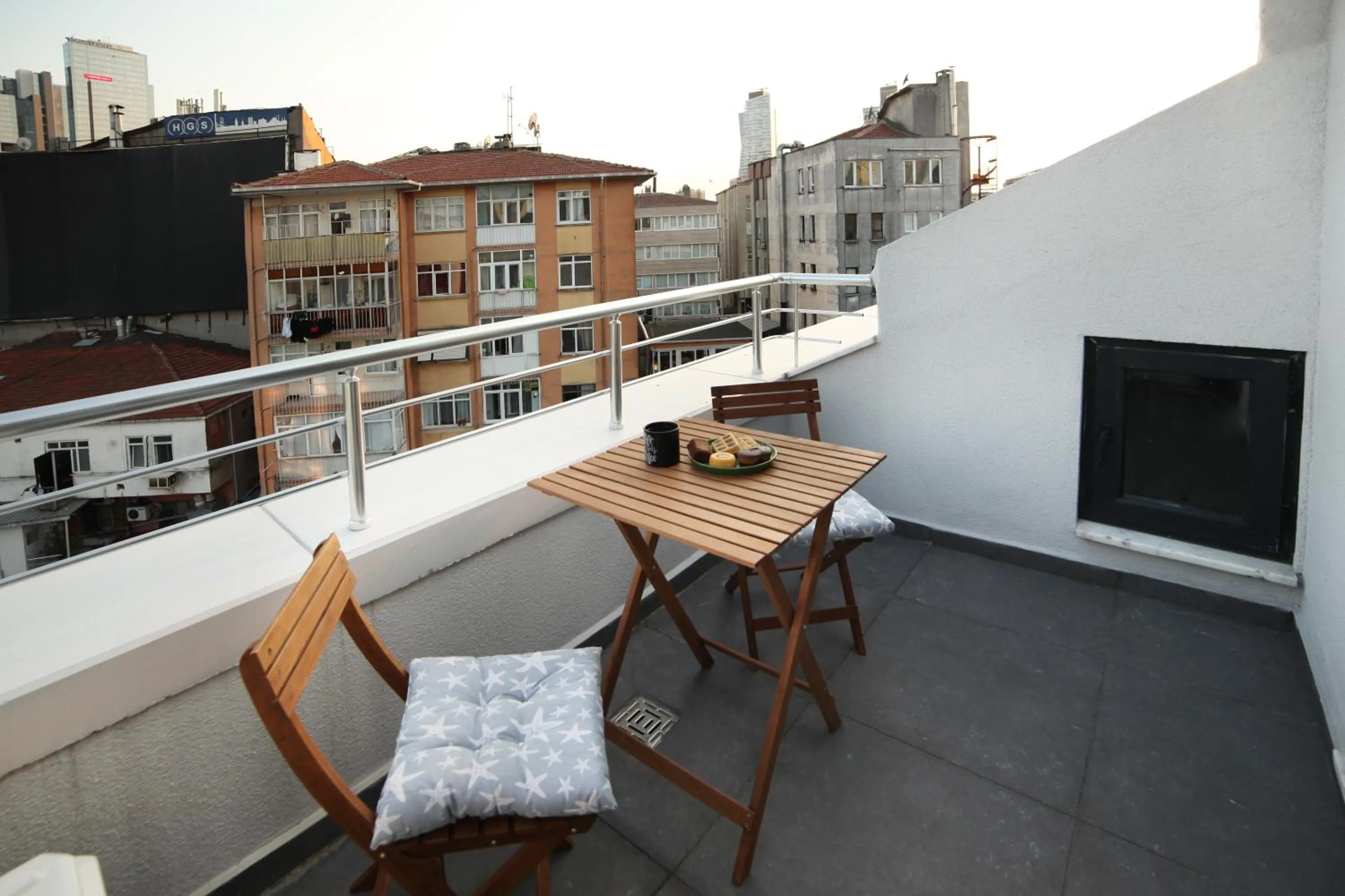 Balcony/Terrace in Walton Residence Sisli