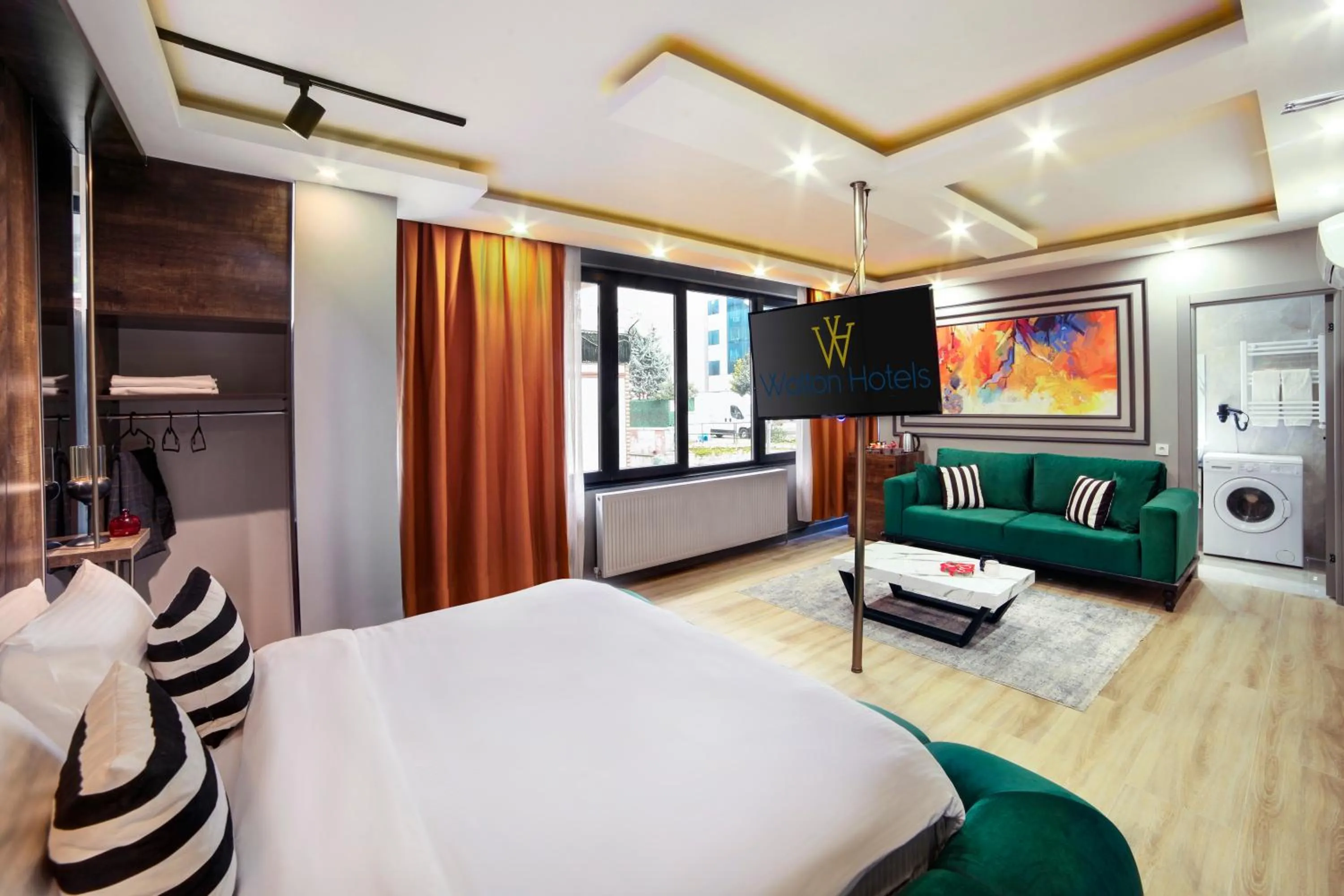 TV and multimedia in Walton Residence Sisli