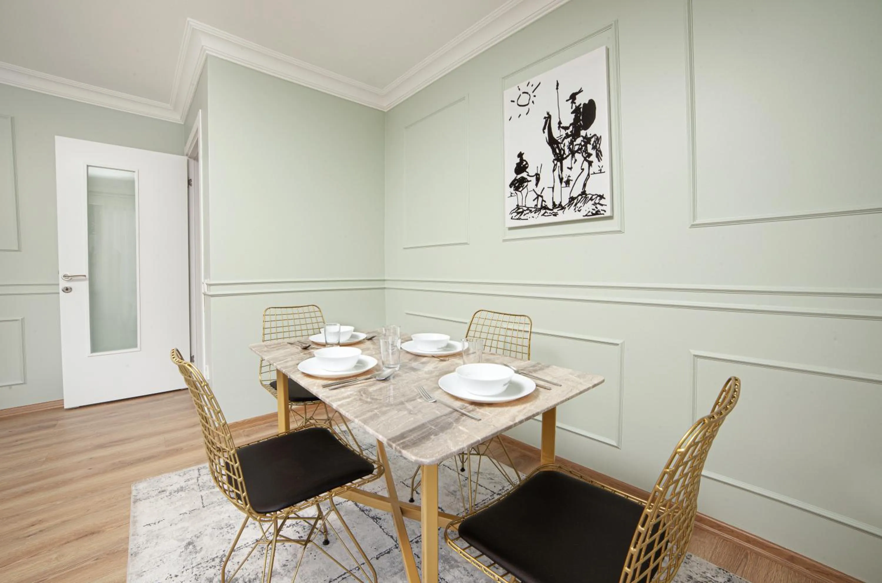 Dining area in Walton Residence Sisli