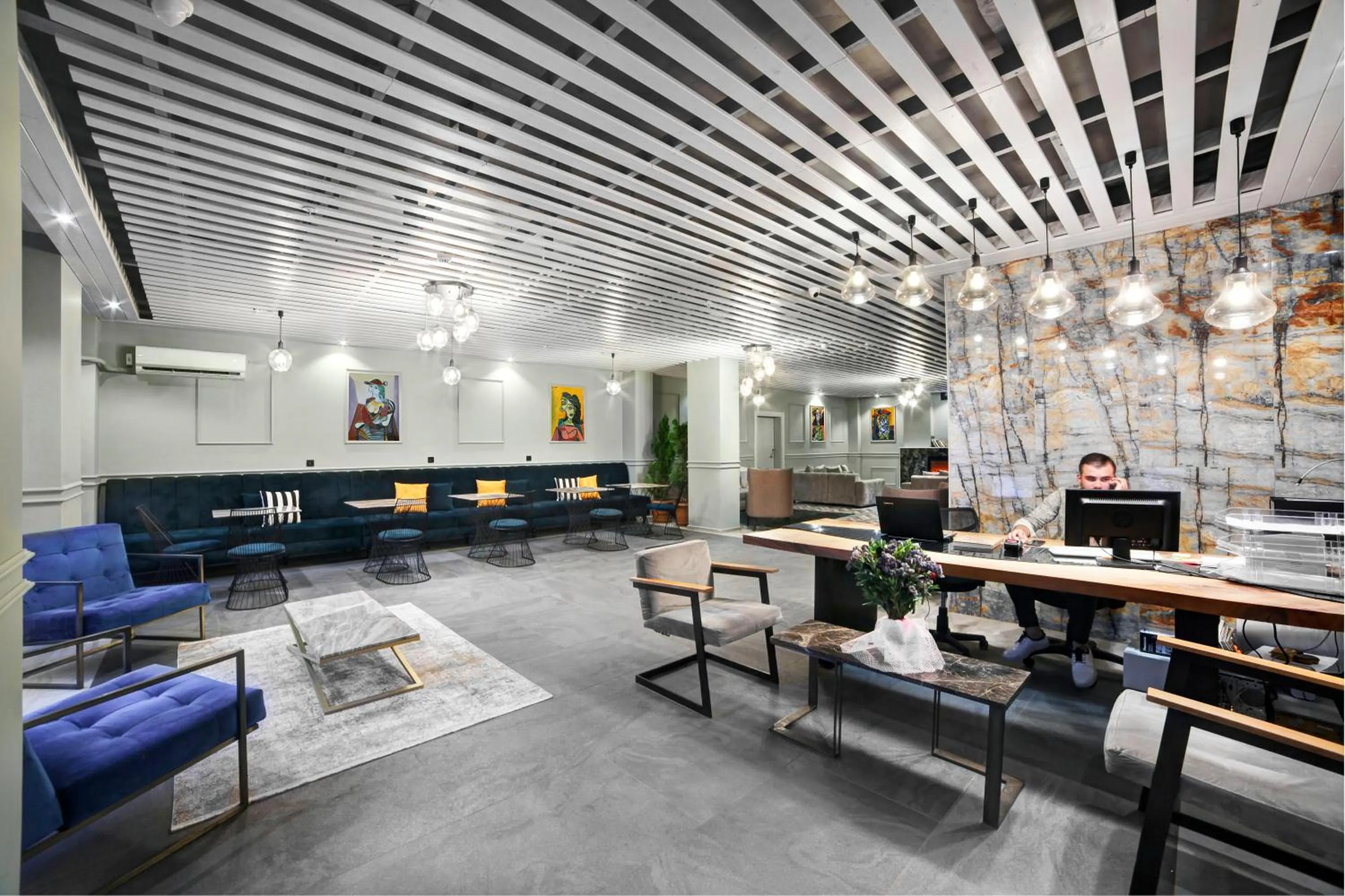 Restaurant/places to eat in Walton Residence Sisli