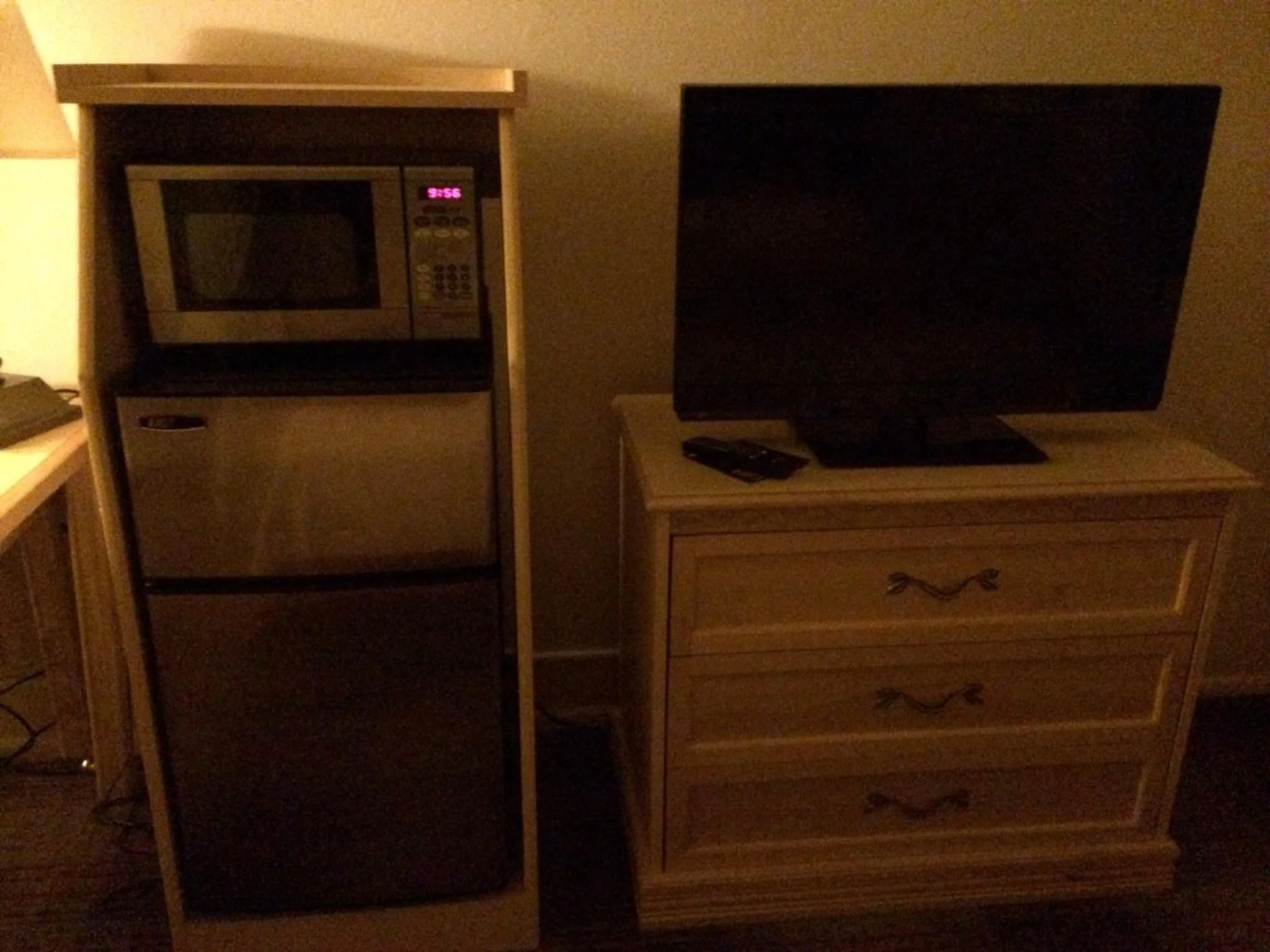 TV and multimedia in Super 8 by Wyndham Idaho Falls