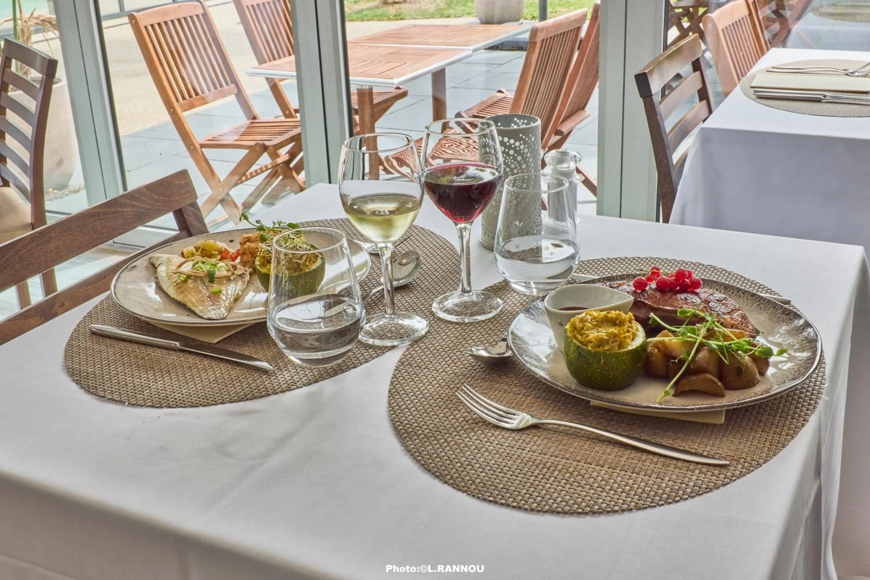 Restaurant/places to eat in Hôtel du Golf Saint-Laurent